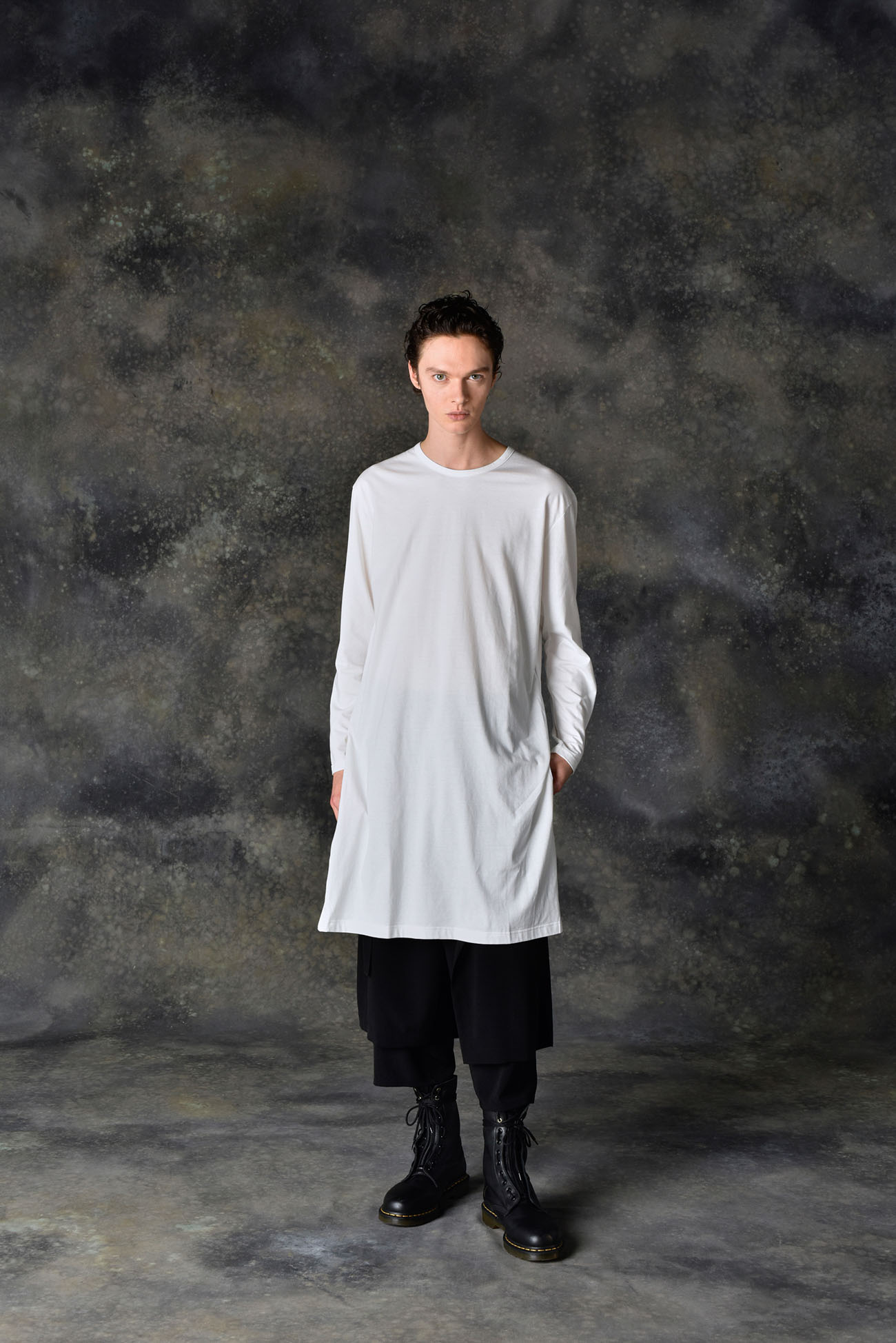 30/- COTTON JERSEY LONG T-SHIRT WITH ZIPPERED SIDE SLITS
