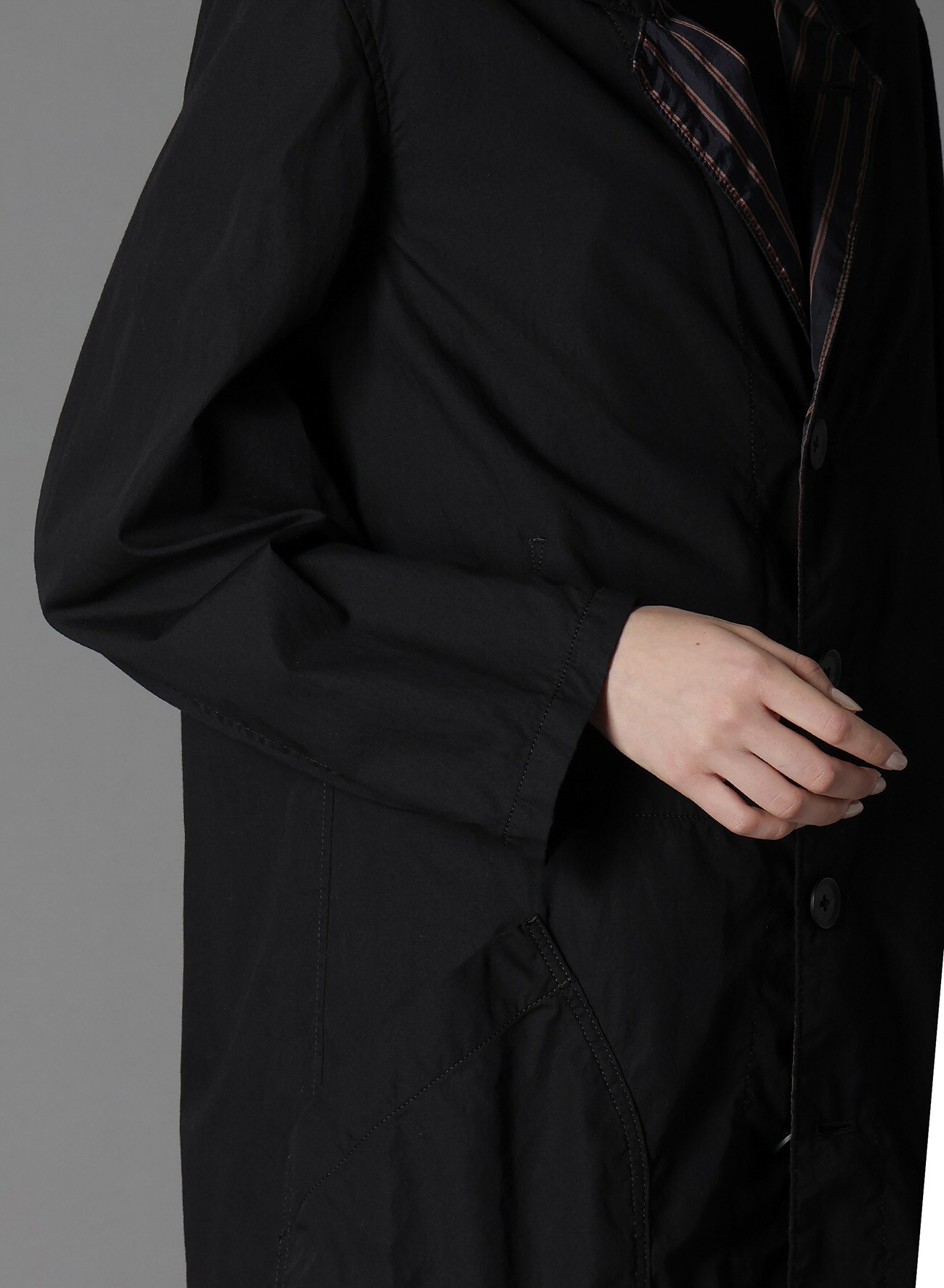 COTTON BROAD + CUPRA STRIPE STRIPE SWITCHING LONG JACKET