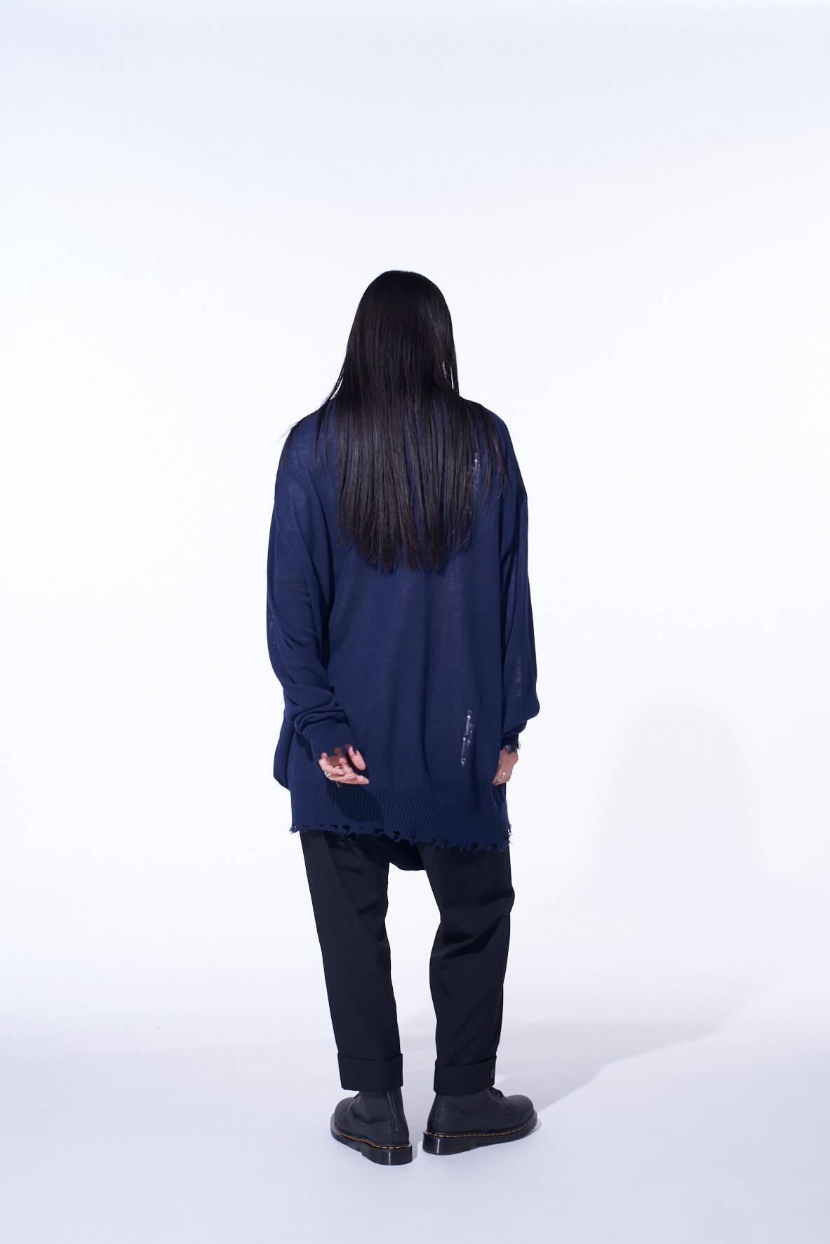 COMPACT TWIST 10G DAMAGED KNITTED CARDIGAN