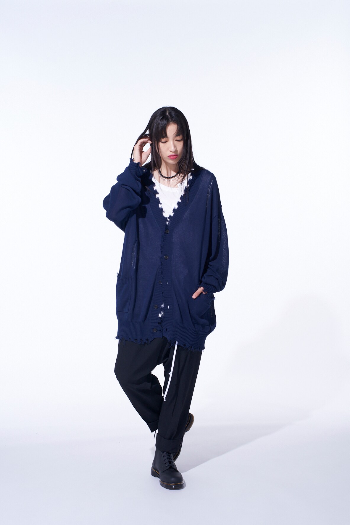COMPACT TWIST 10G DAMAGED KNITTED CARDIGAN