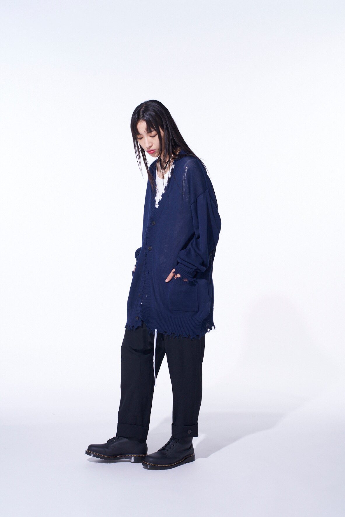 COMPACT TWIST 10G DAMAGED KNITTED CARDIGAN