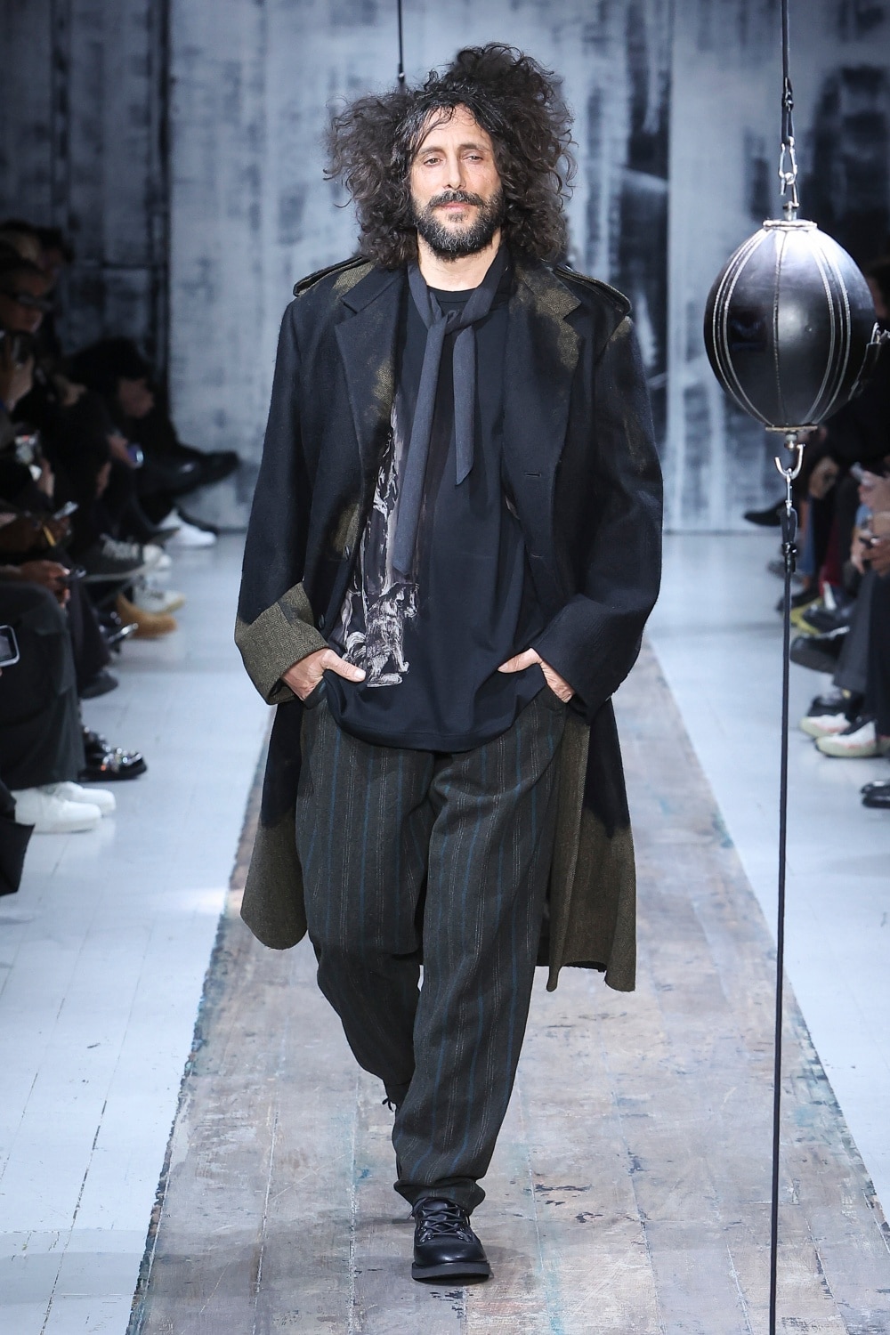 Yohji Yamamoto POUR HOMME  AUTUMN / WINTER 2026-27