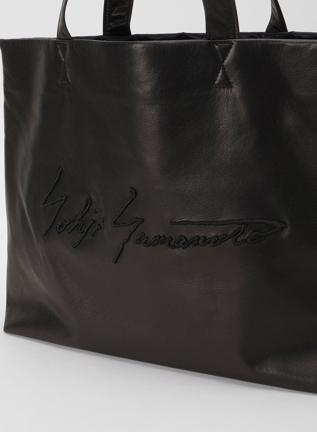 Signature tote(M)【5/22 12:00 Release】