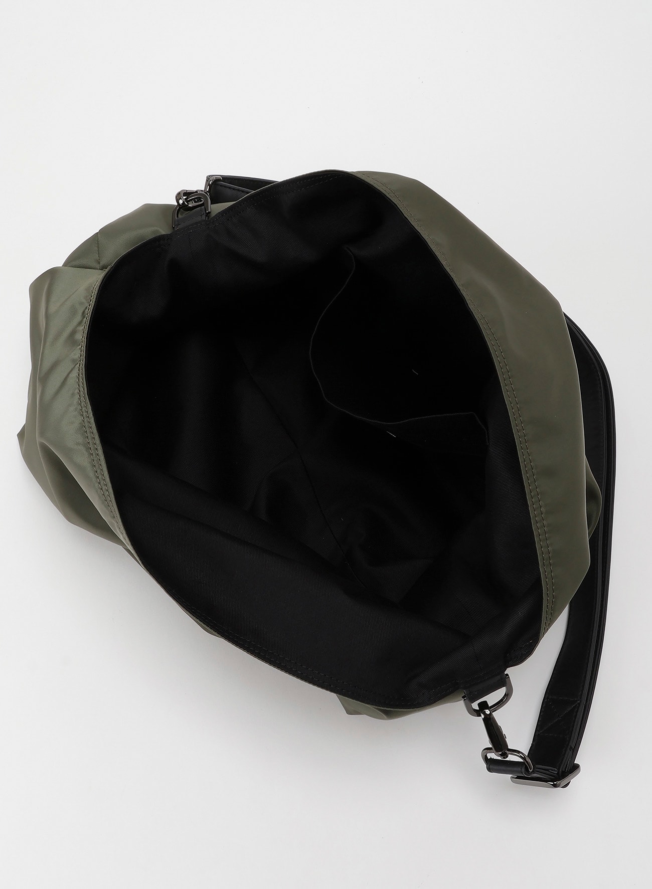 TUCK SHOULDER【4/17 12:00 Release】