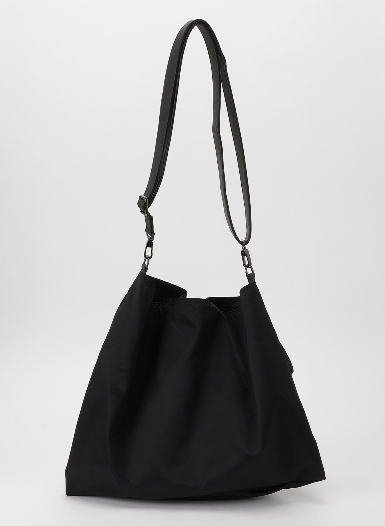 TUCK SHOULDER【4/17 12:00 Release】