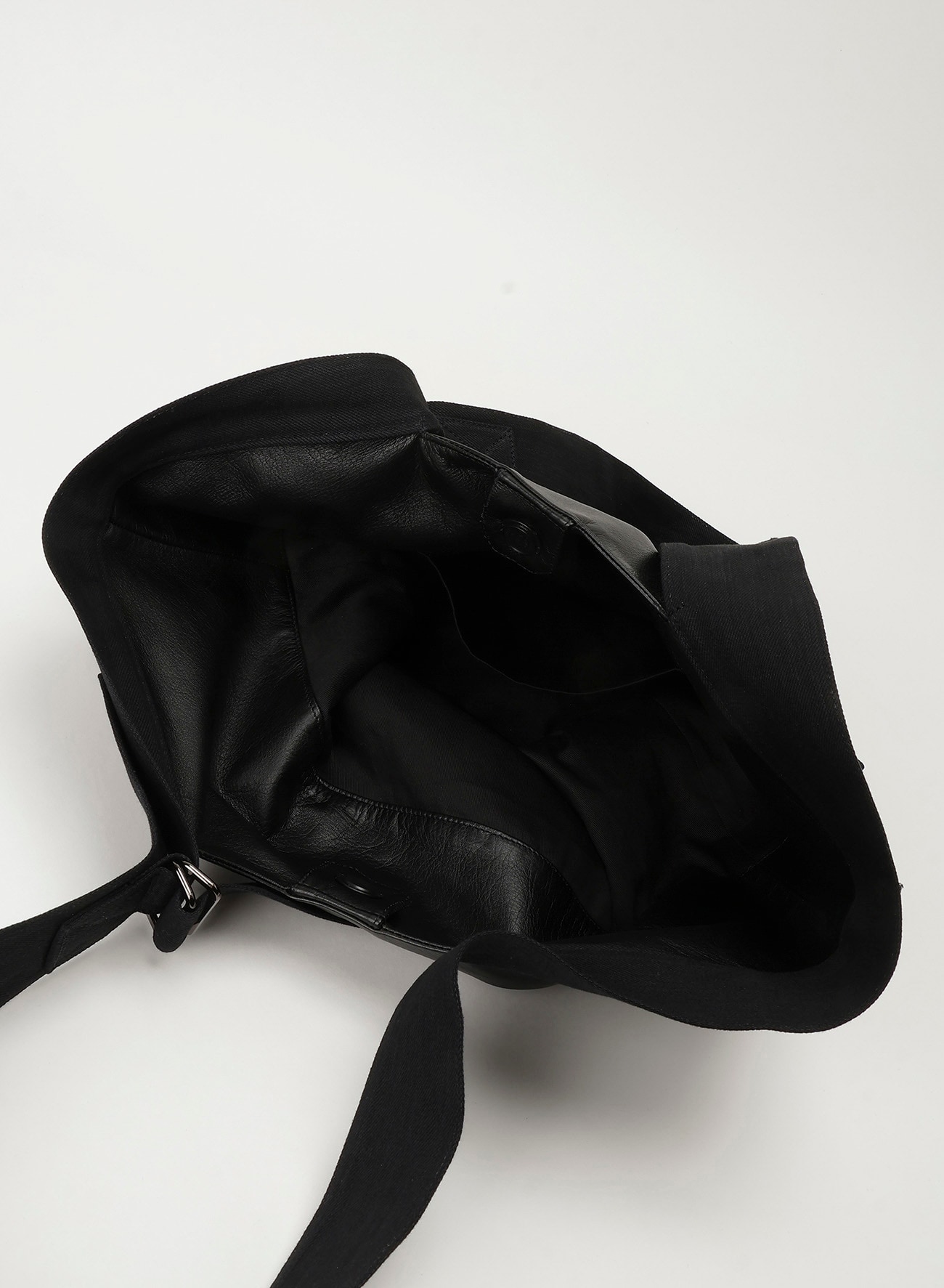 Belt tote