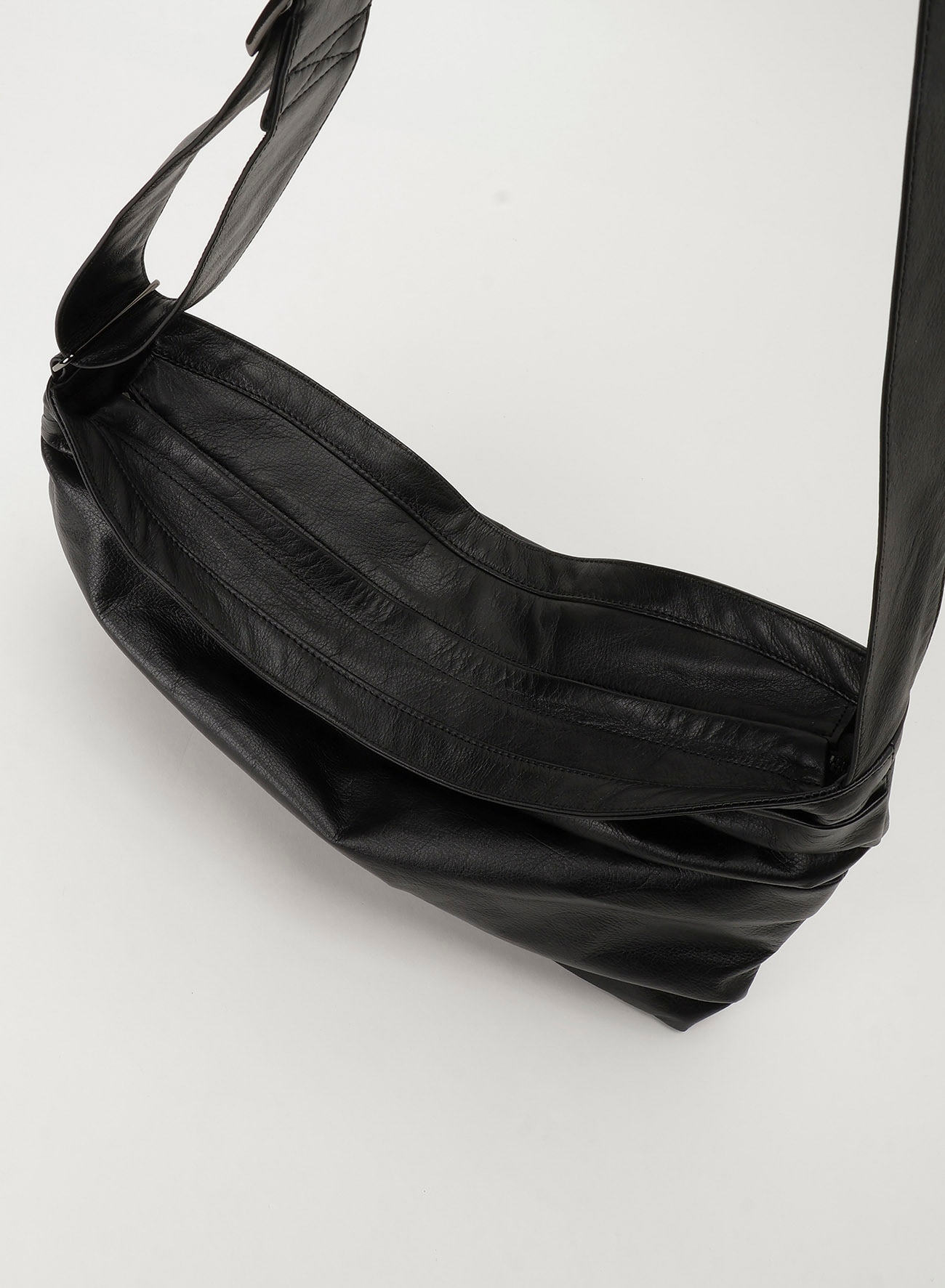 Drape hand