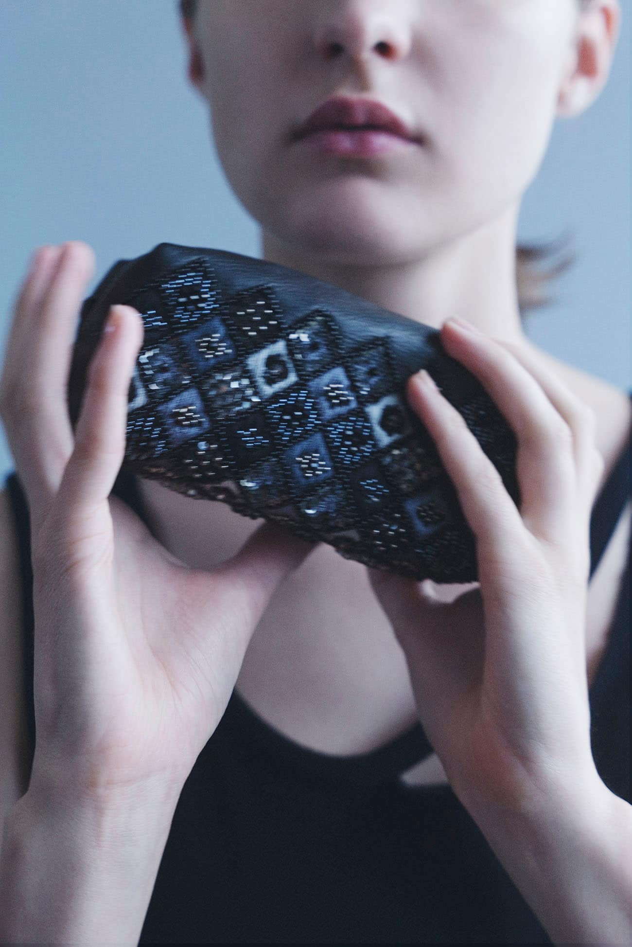 CHARM POUCH EMBROIDERY