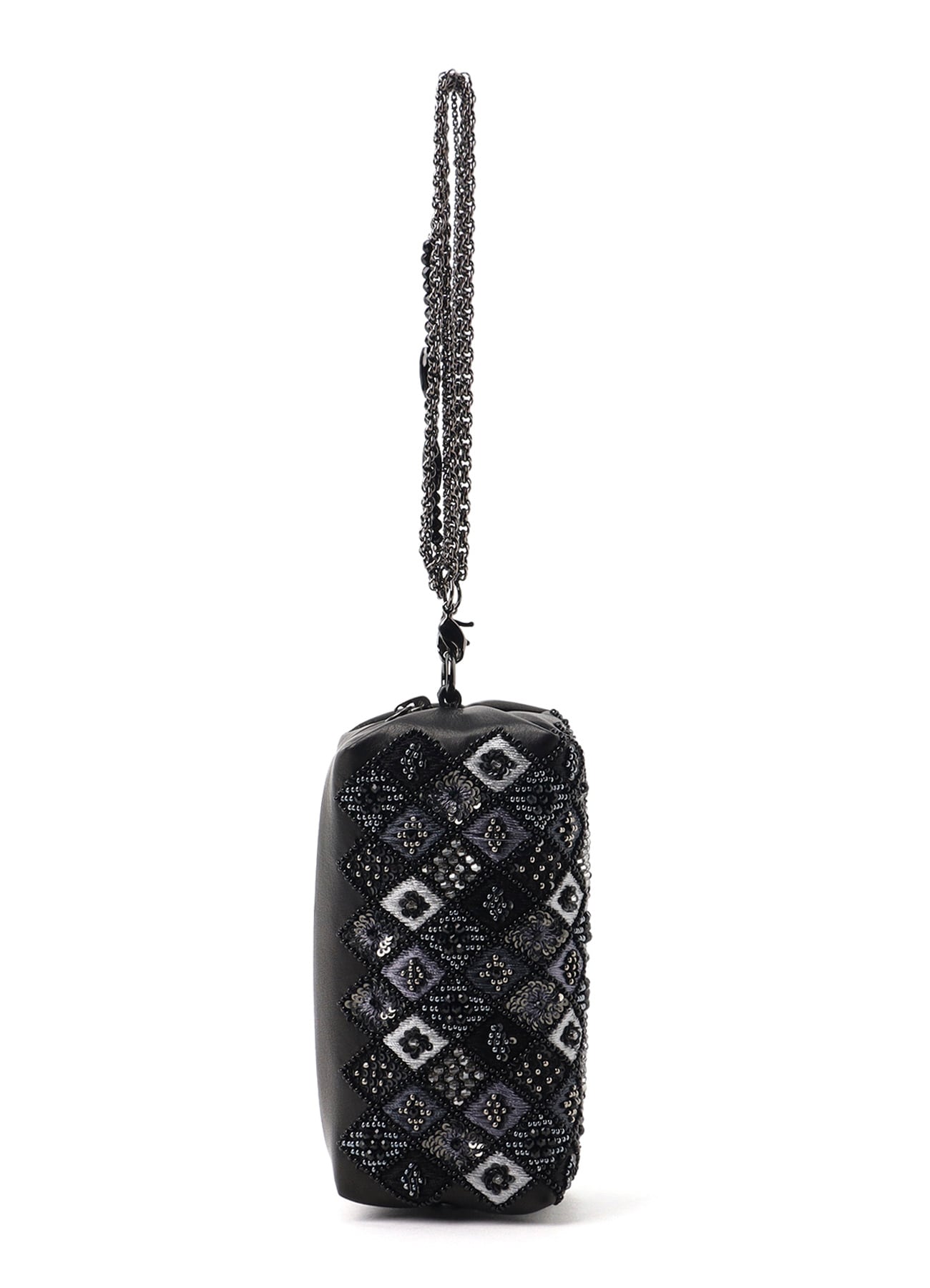 CHARM POUCH EMBROIDERY