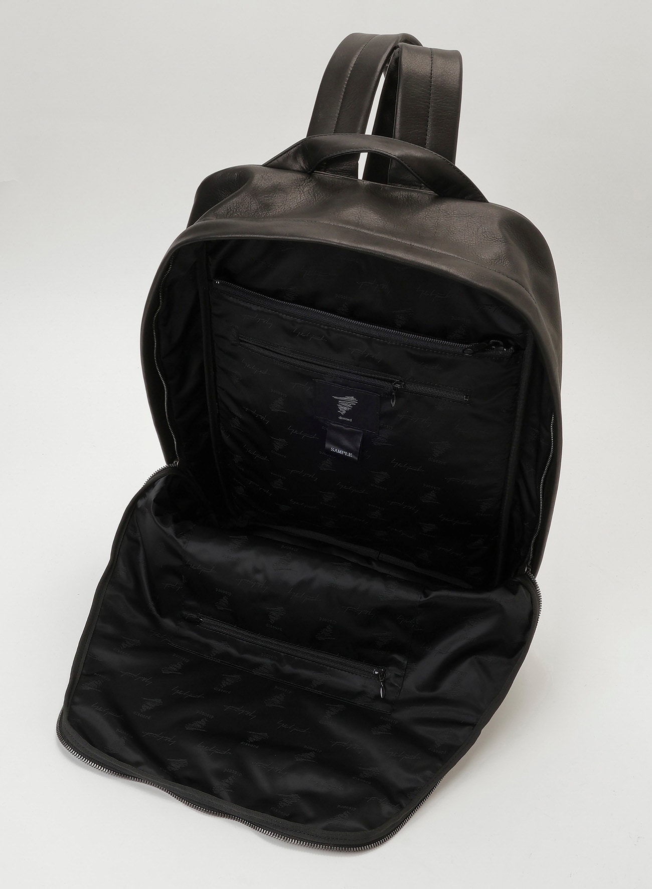 Diagonal backpack【9/26 12:00 Release】