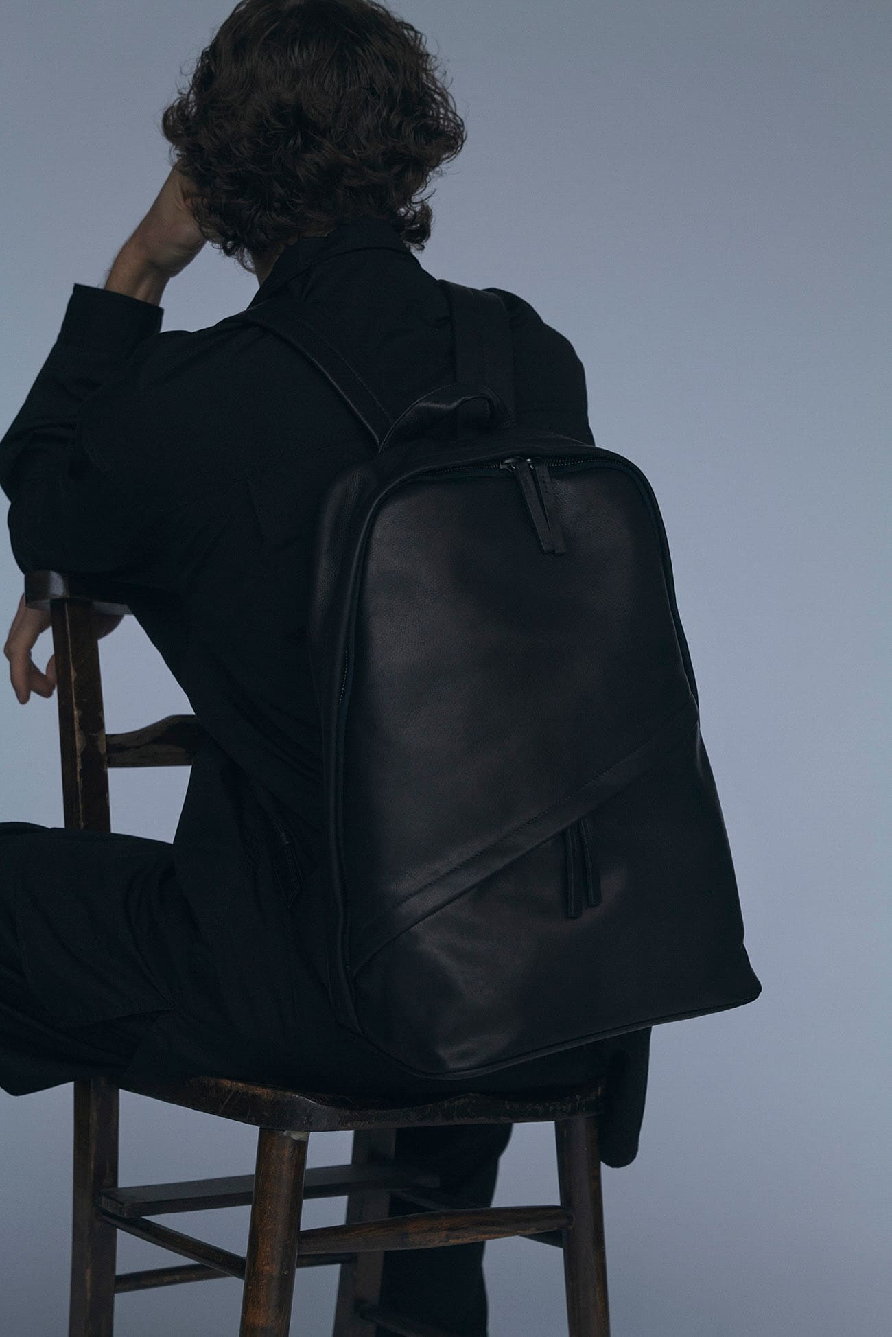 Diagonal backpack【9/26 12:00 Release】