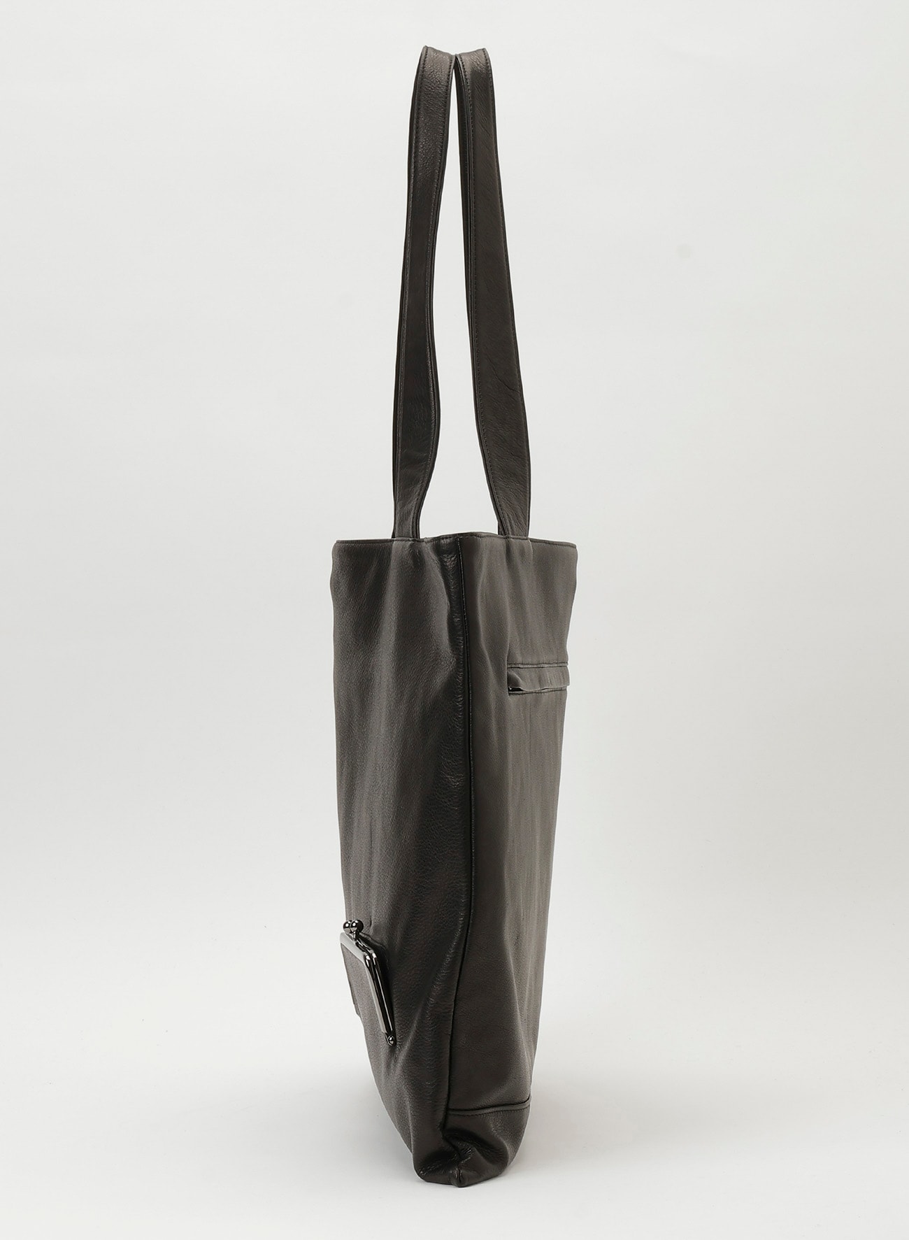 Clasp tote LL【11/21 12:00 Release】