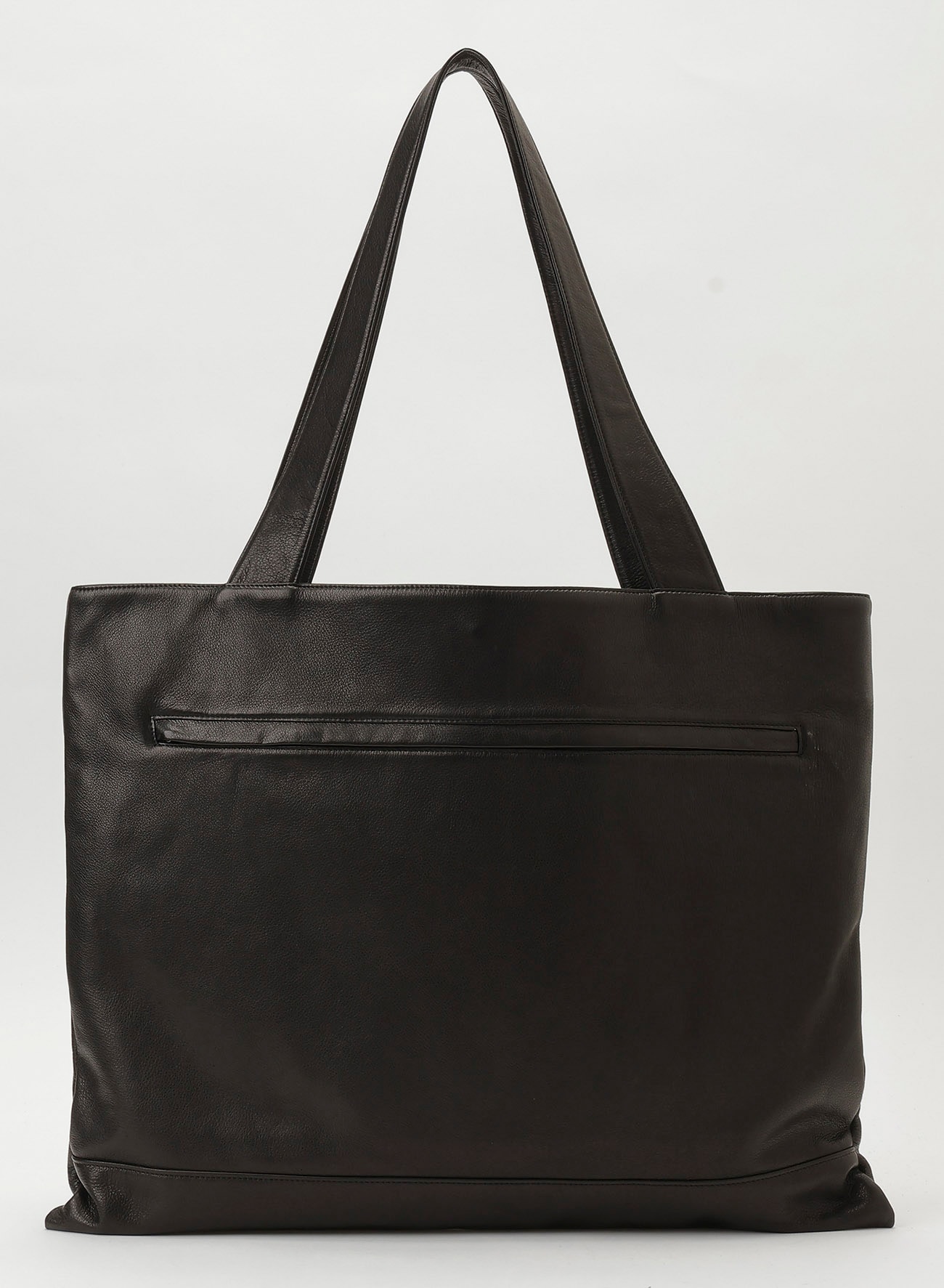 Clasp tote LL【11/21 12:00 Release】