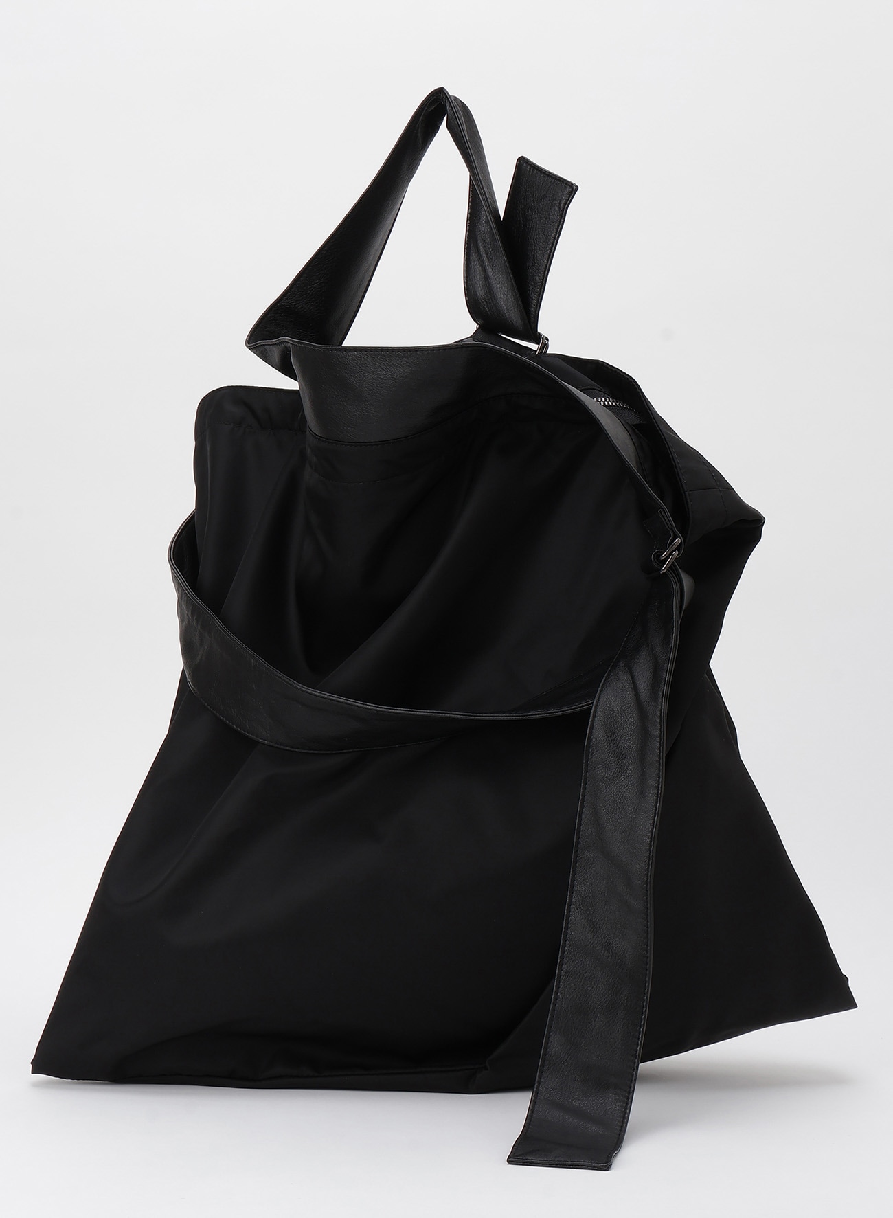 【3/14 12:00 Release】Drape tote