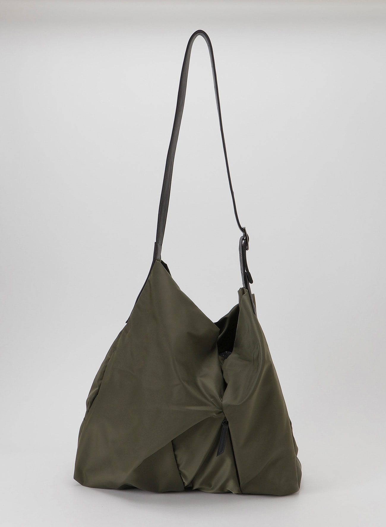 Angular bag(Nylon)【4/3 12:00 Release】