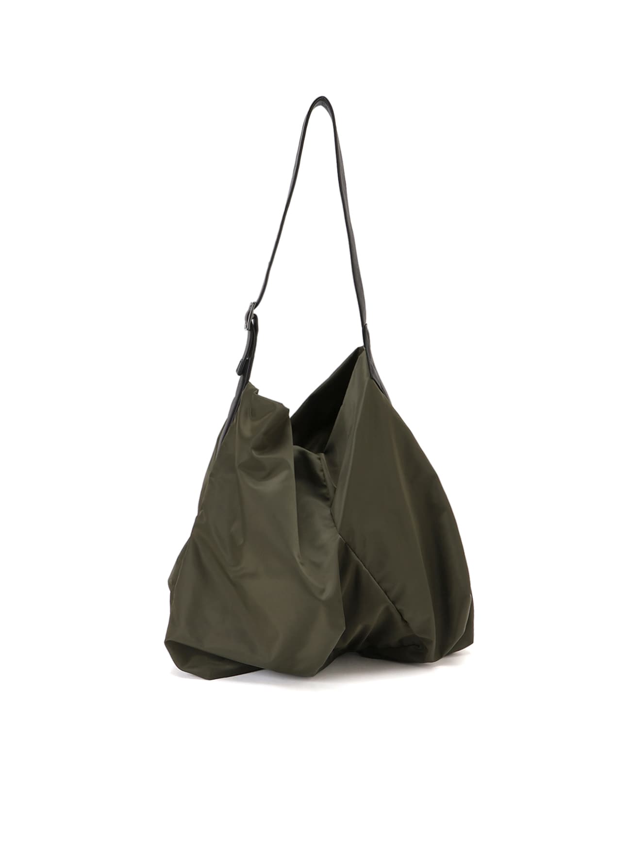 Angular bag(Nylon)【4/3 12:00 Release】