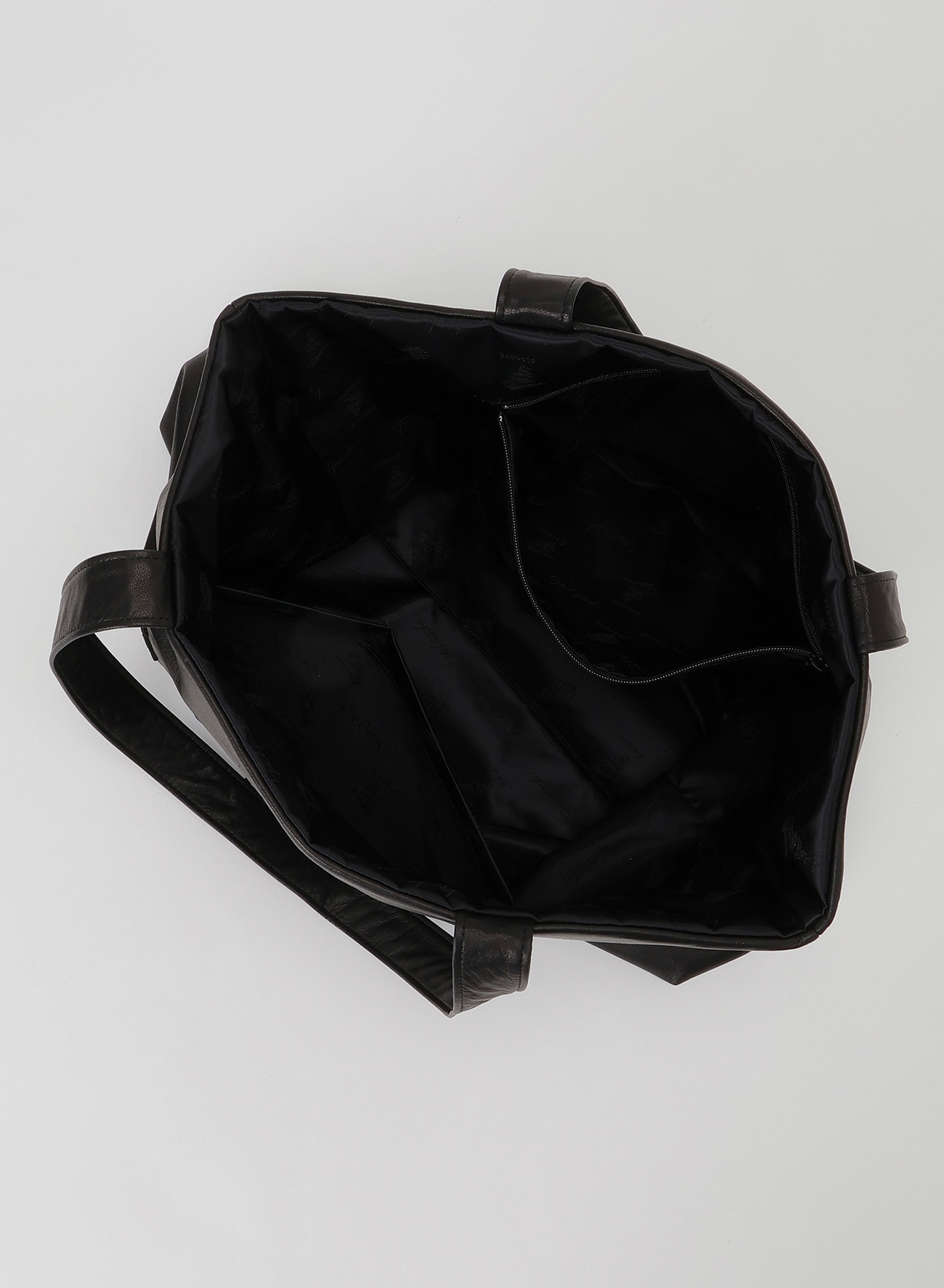 Signature tote(M)(2026/10/16 12:00 Release)