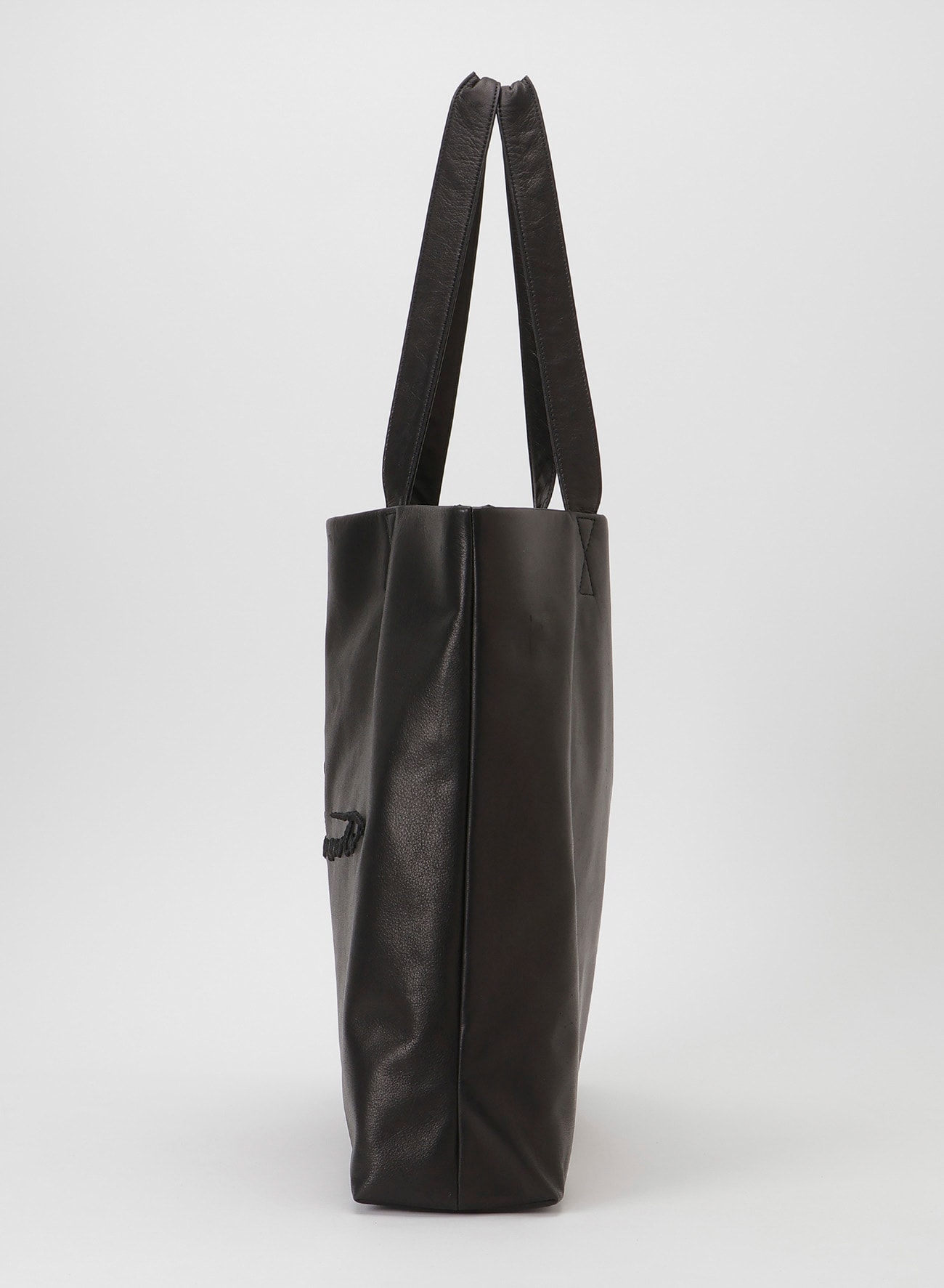 Signature tote(L)(2026/10/16 12:00 Release)