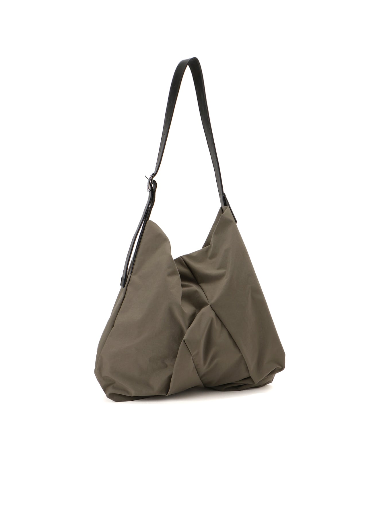 Angular bag(Wrinkle Nylon)(2026/11/6 12:00 Release)