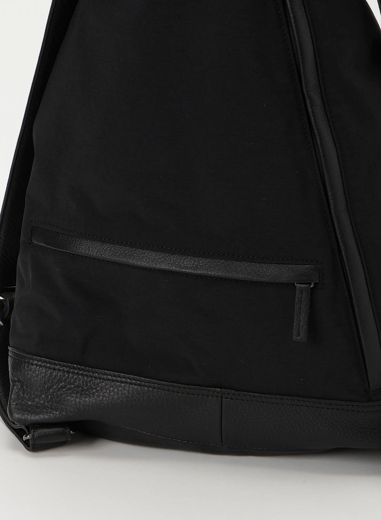 Y BACKPACK(Wrinkle Nylon)(2026/11/6 12:00 Release)