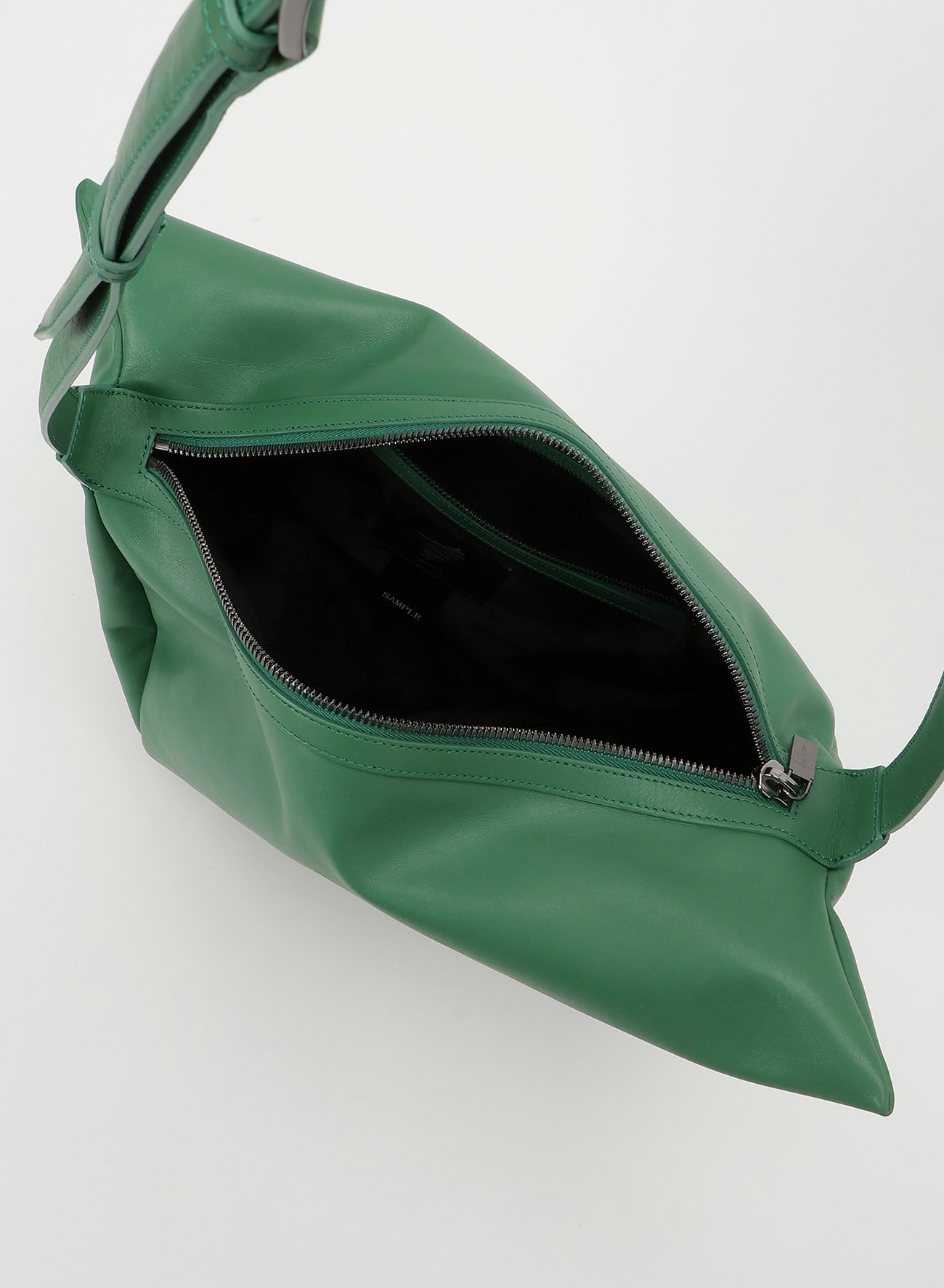 Round shoulder(M)【7/10 12:00 Release】