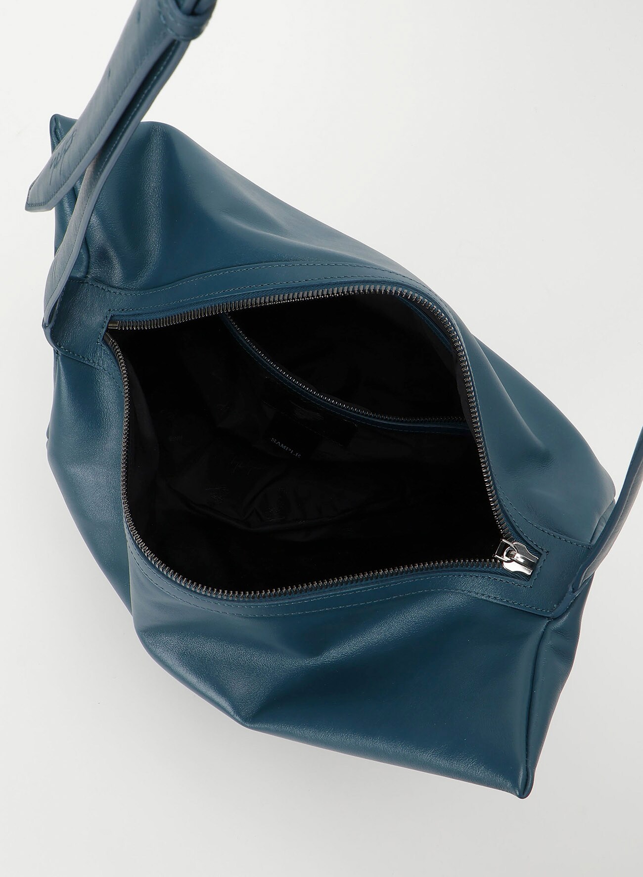 Round shoulder(M)【7/10 12:00 Release】