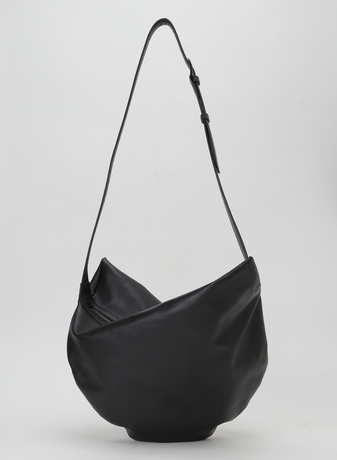 Round shoulder(M)【7/10 12:00 Release】