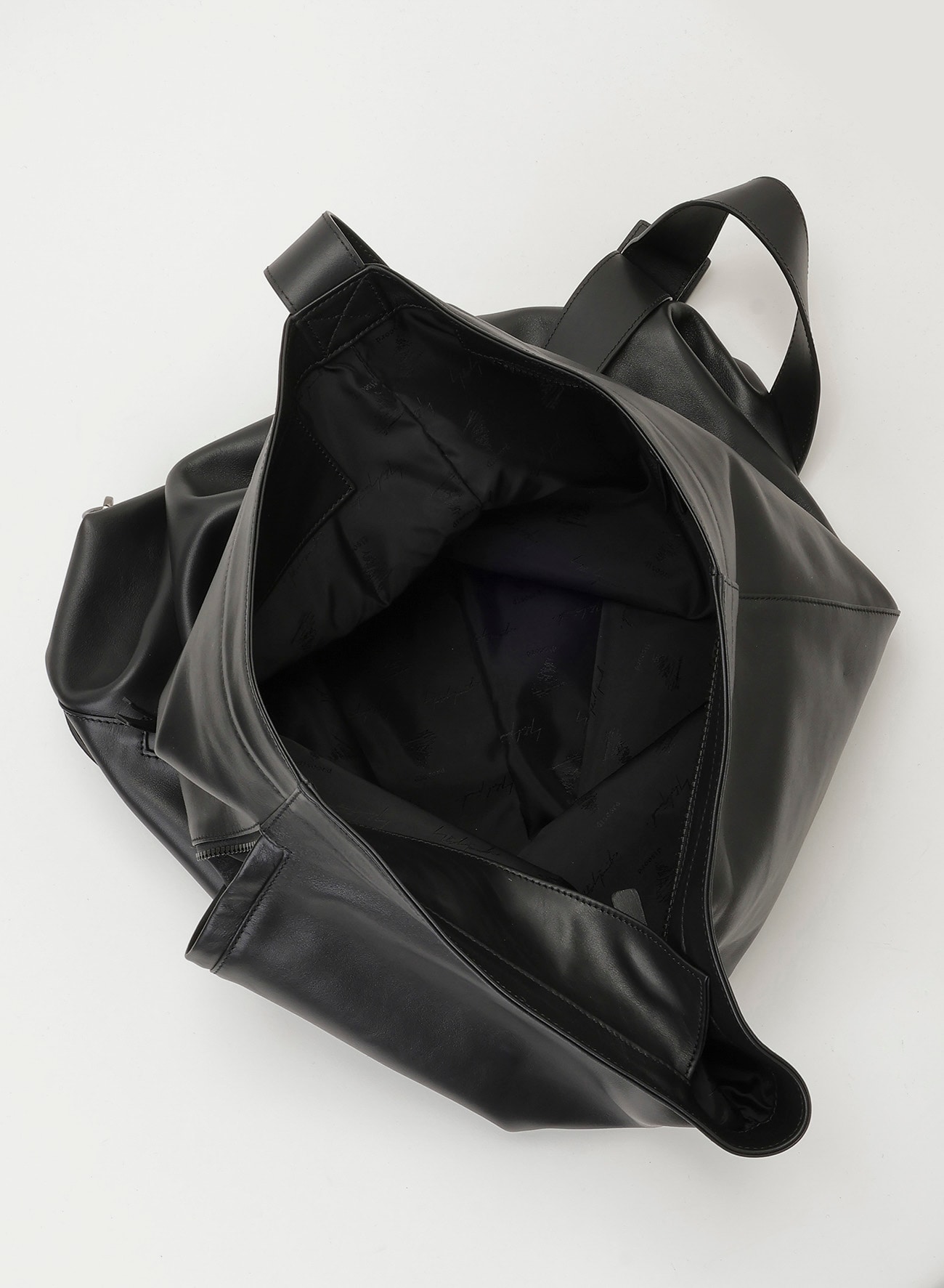 Triangle shoulder【7/10 12:00 Release】