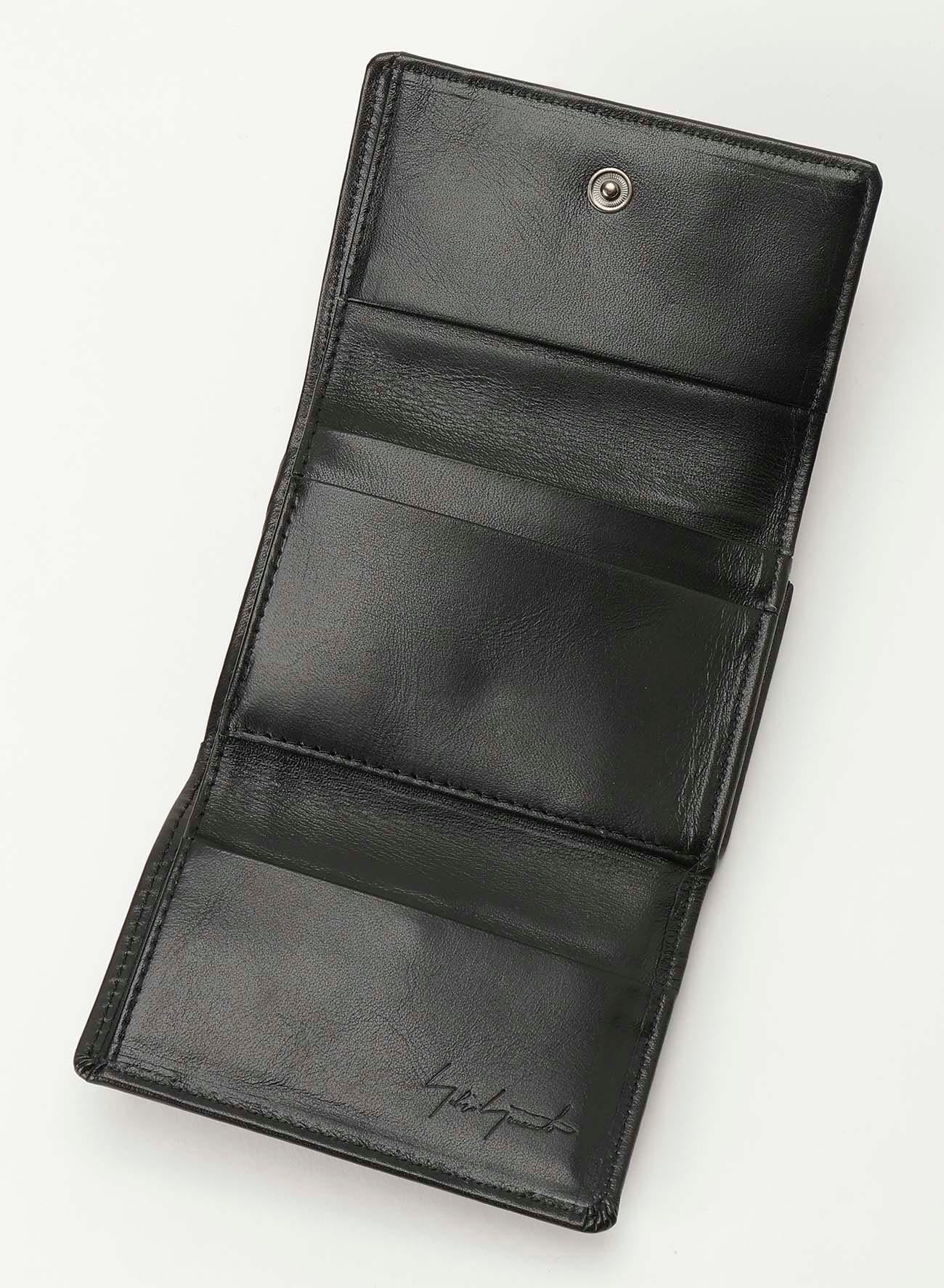Clasp trifold wallet(2026/10/2 12:00 Release)