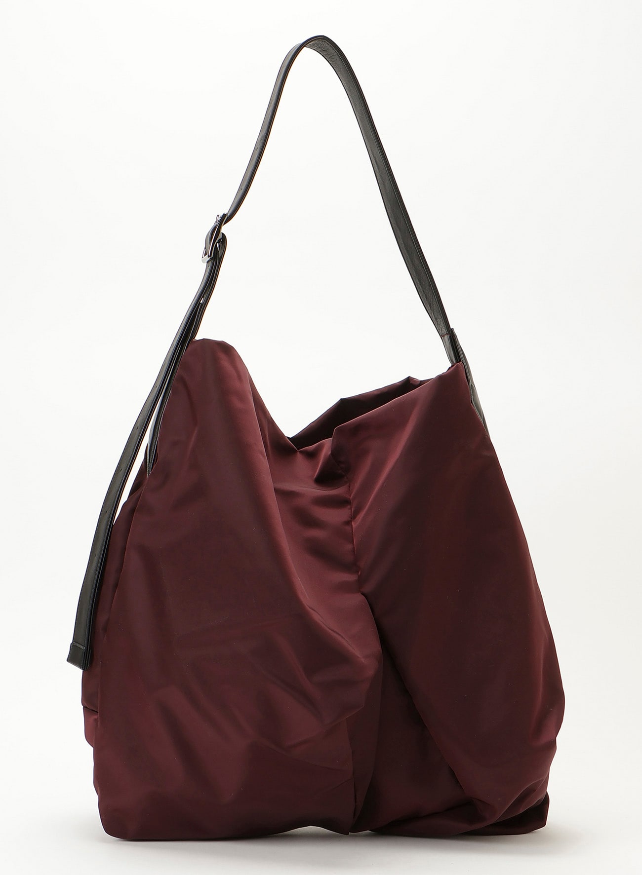 Angular bag(Nylon)(2026/10/2 12:00 Release)