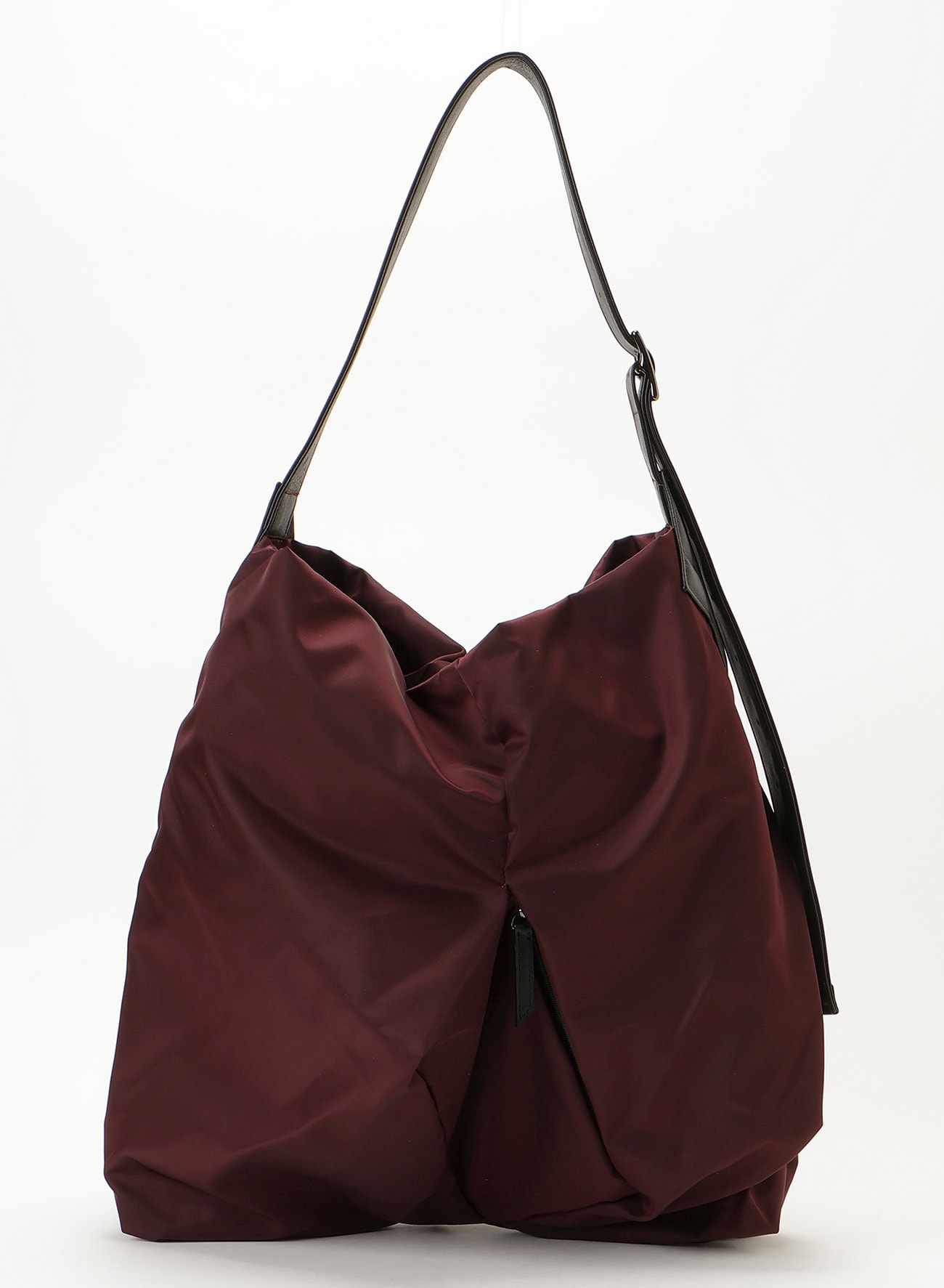 Angular bag(Nylon)(2026/10/2 12:00 Release)