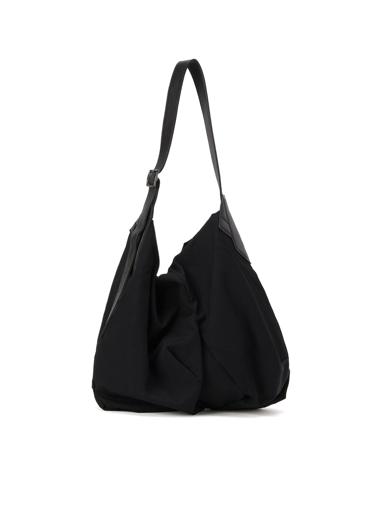 Angular bag(Nylon)(2026/11/6 12:00 Release)