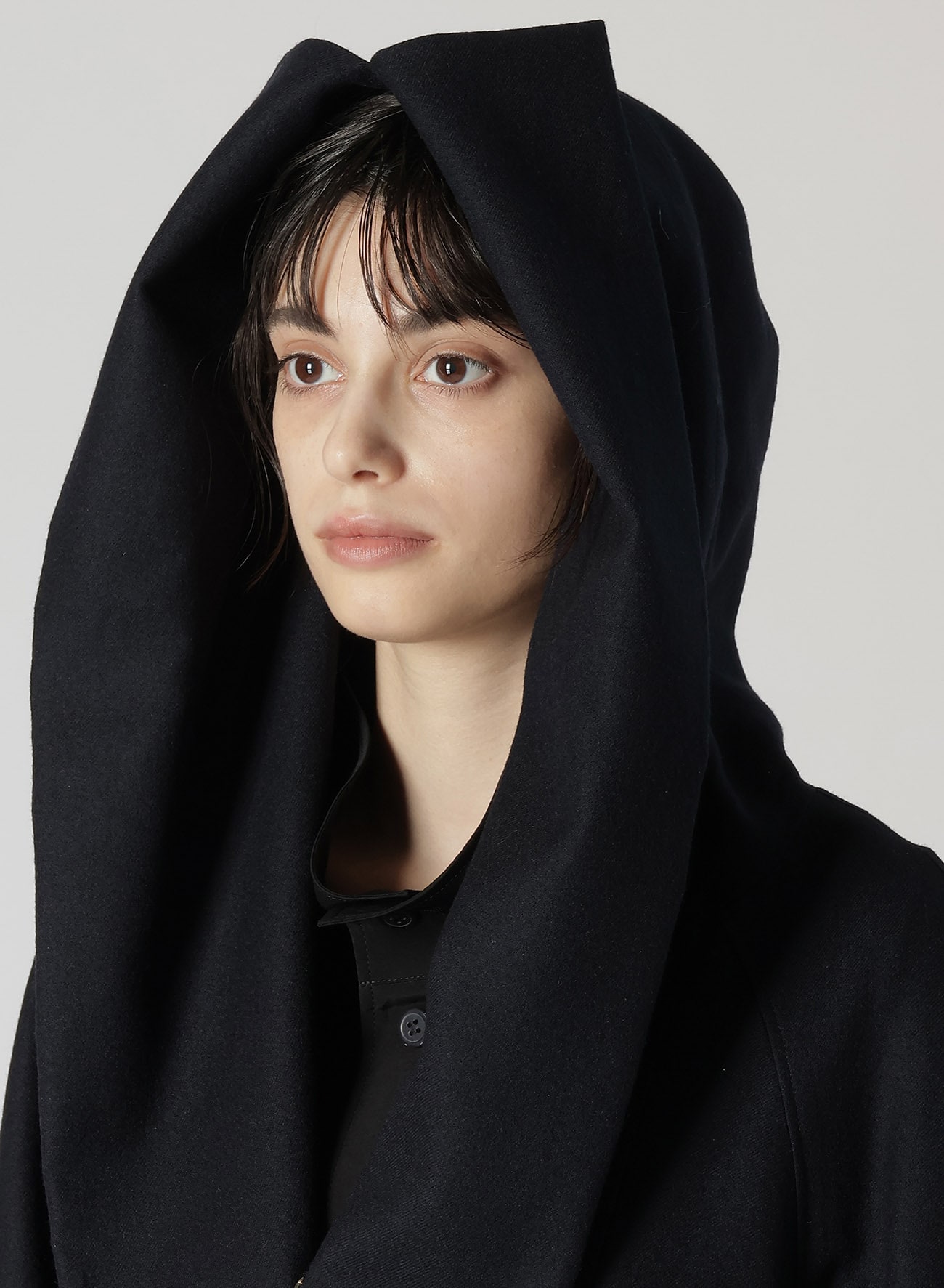 SAXONY R-HOODED CAPE COAT