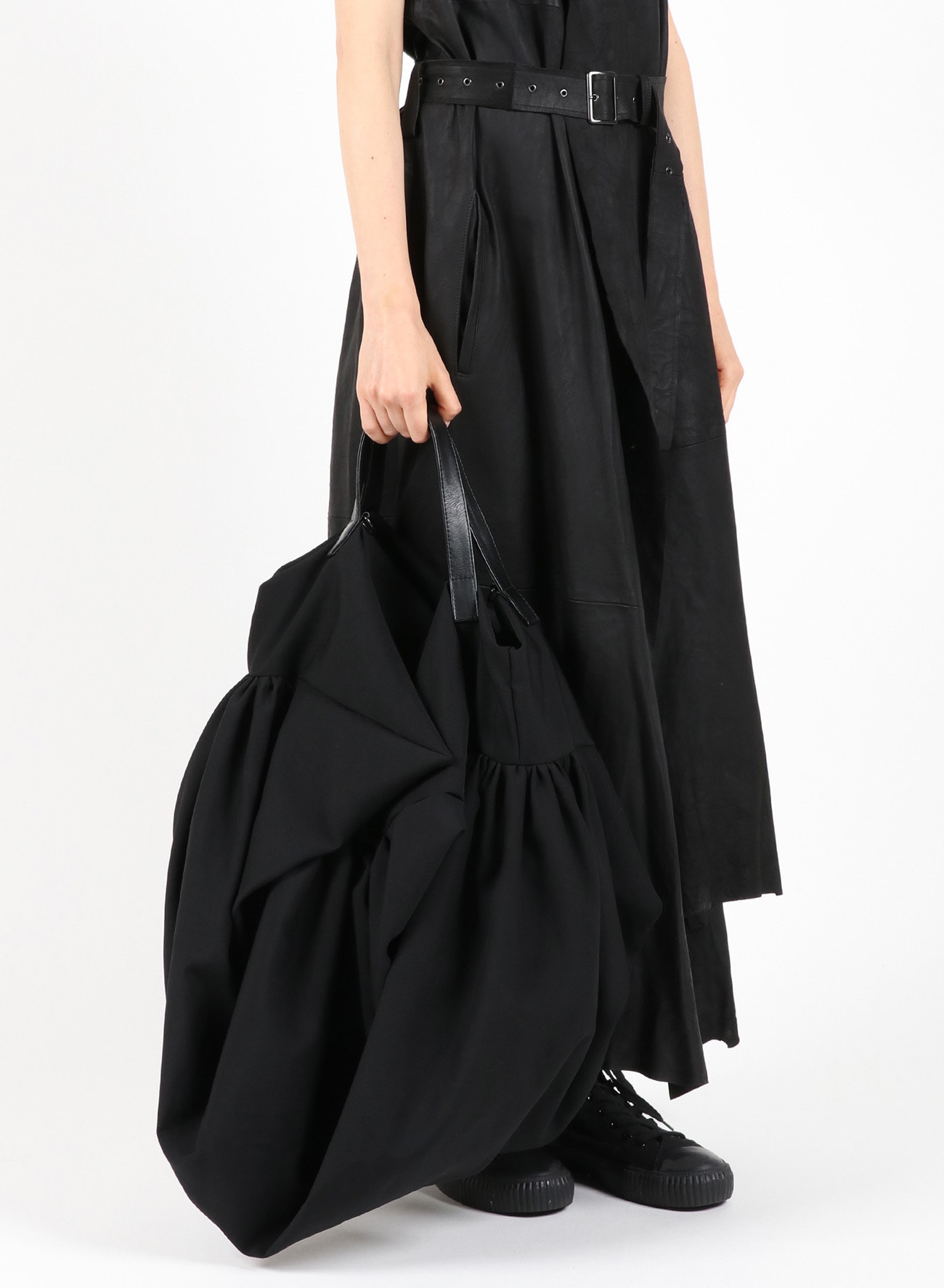 W/GABARDINE GATHER BAG B