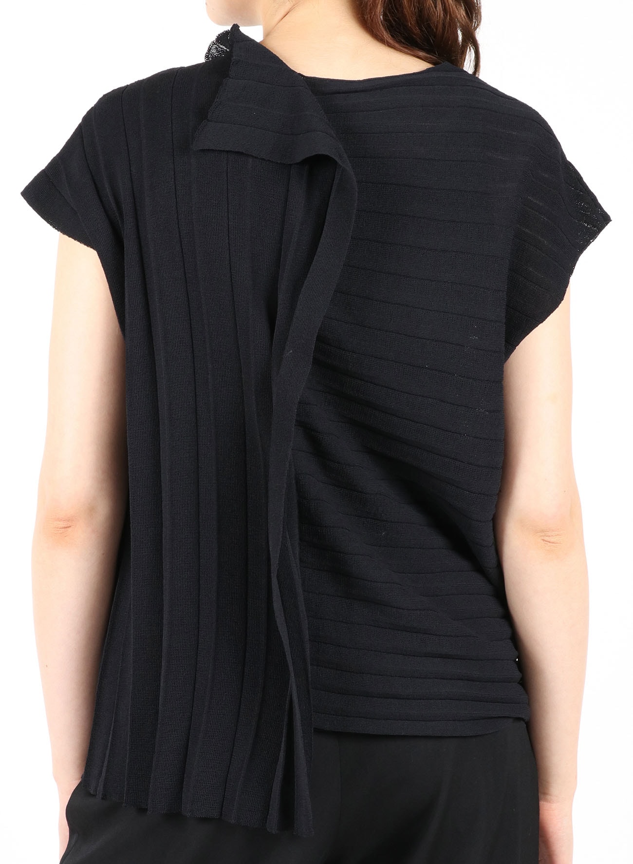 14G PLEATS PLEATS SLEEVELESS