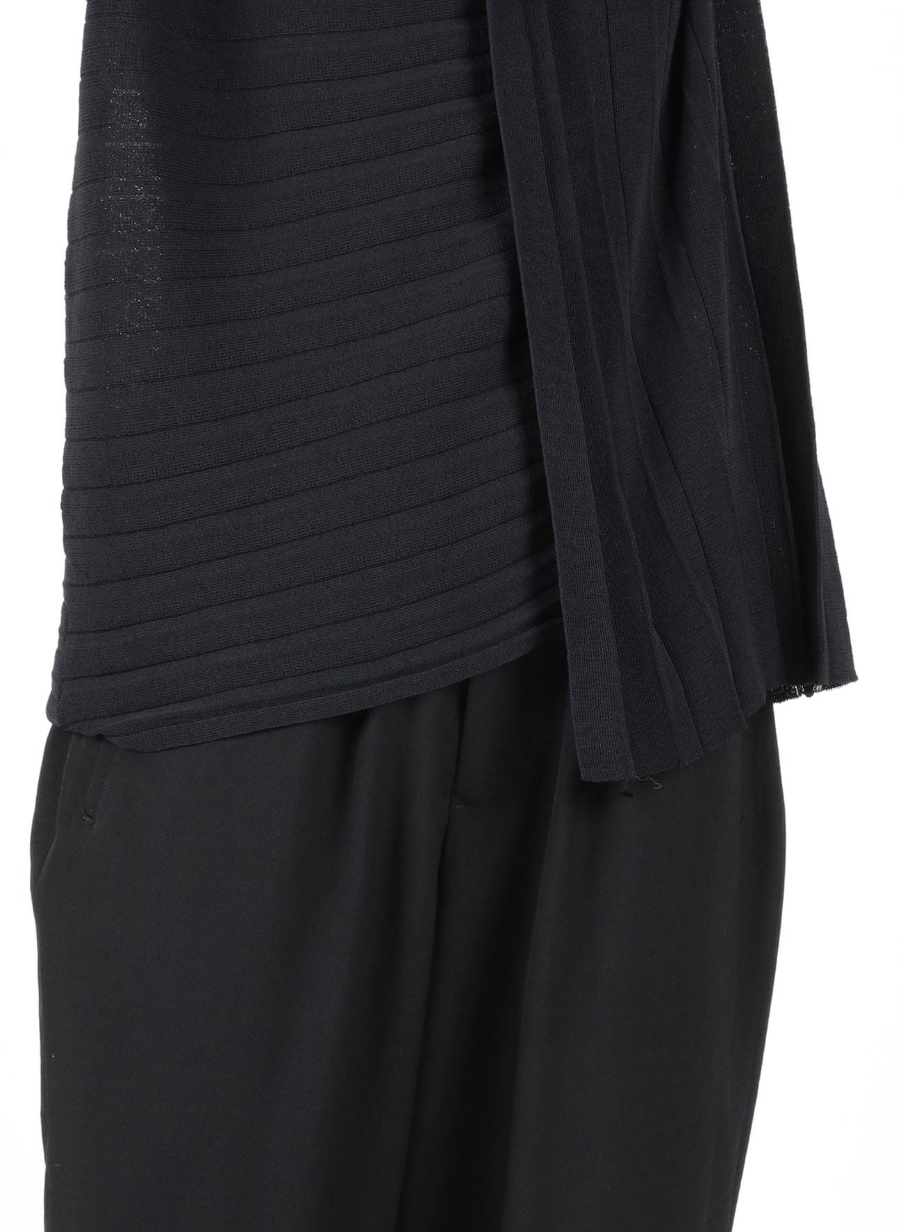 14G PLEATS PLEATS SLEEVELESS