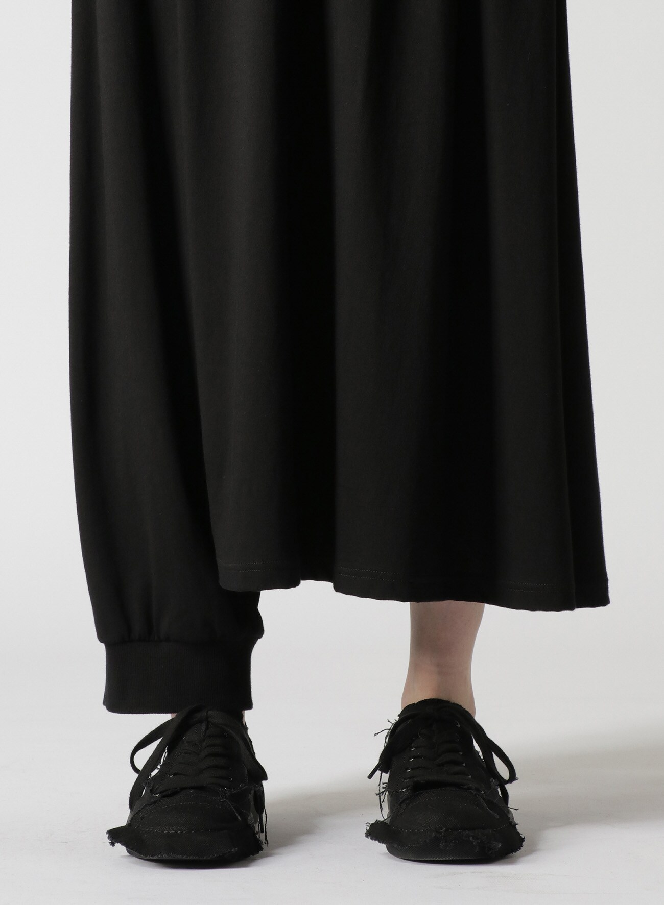 ULTIMA JERSEY R-EZ SKIRT PANTS(S Black): Yohji Yamamoto｜THE SHOP 