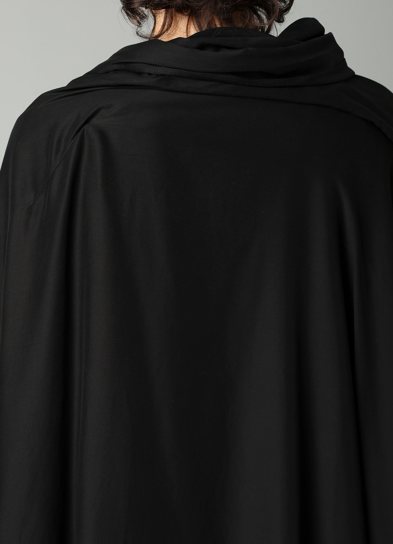 CELLULOSE LAWN ASYMMETRIC DRAPED BLOUSE