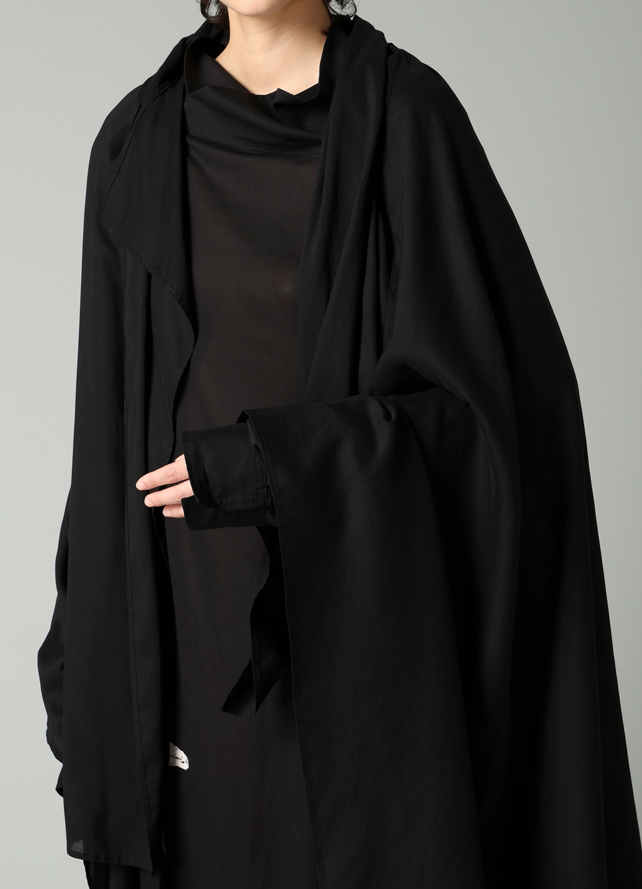 CELLULOSE LAWN ASYMMETRIC DRAPED BLOUSE