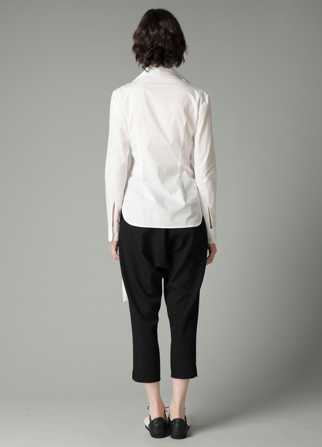 BROAD STOLE DETAIL BLOUSE