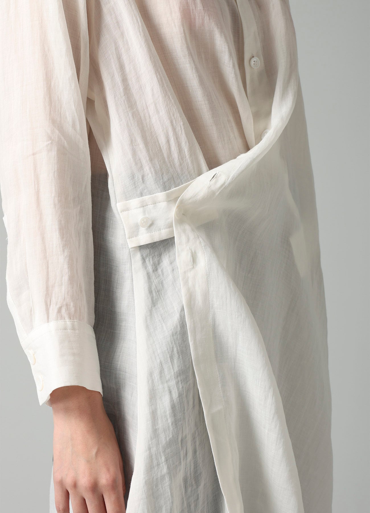 HAND PAINTED MESSAGE PT F WRAP RELAXED FIT BLOUSE