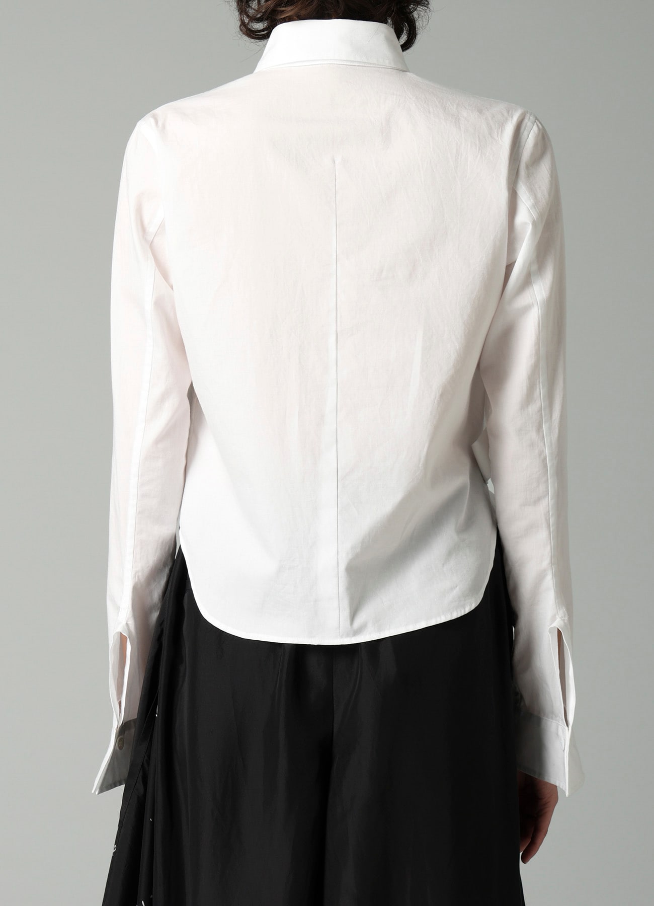 BROAD CUFF DETAIL BLOUSE