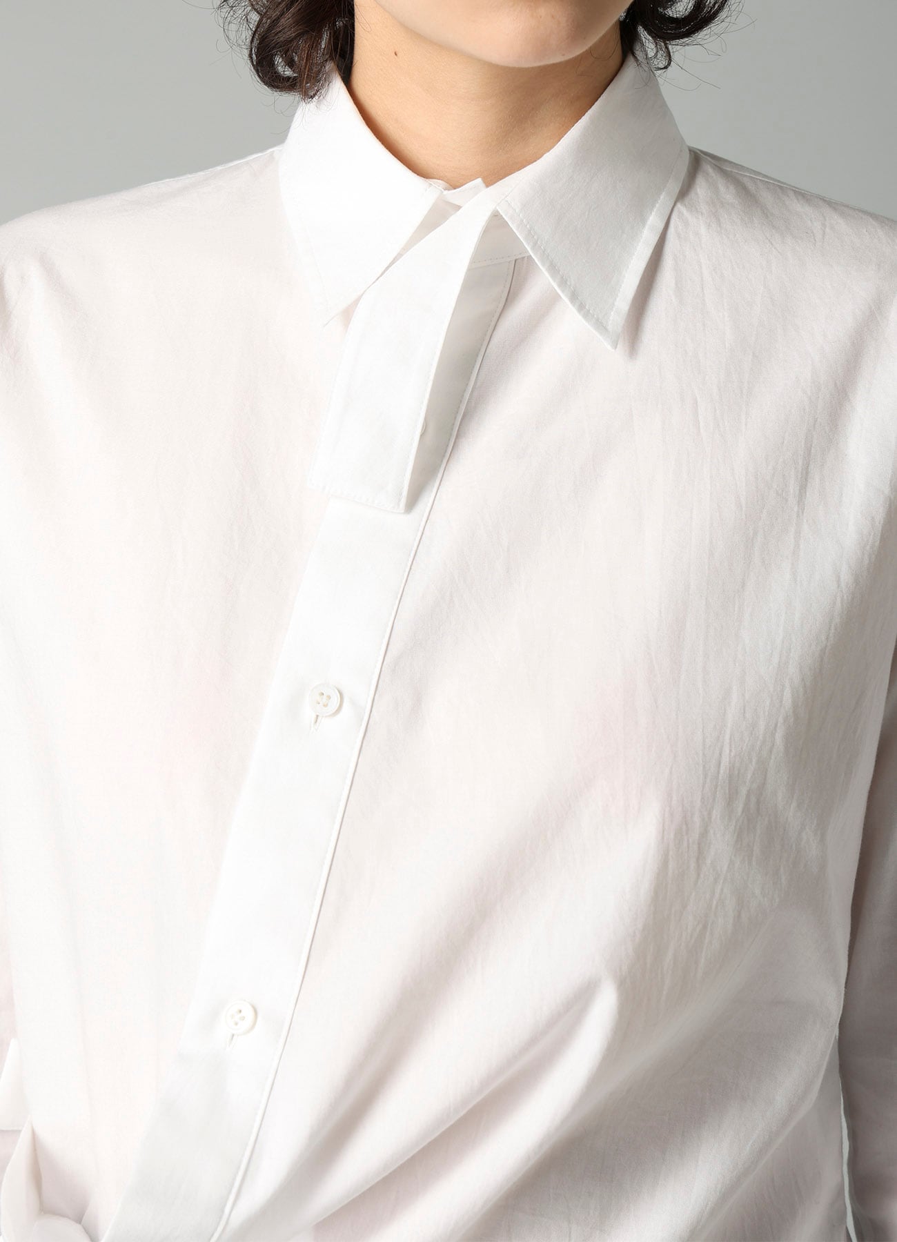 BROAD CUFF DETAIL BLOUSE