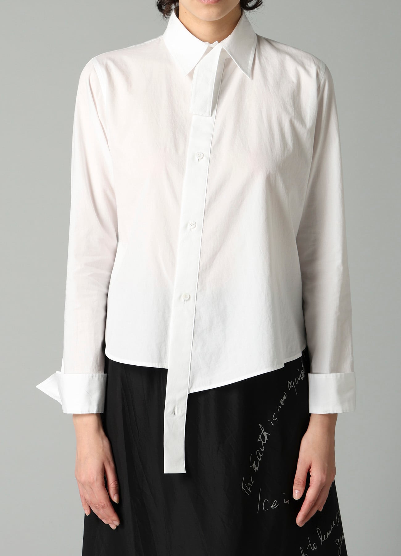 BROAD CUFF DETAIL BLOUSE