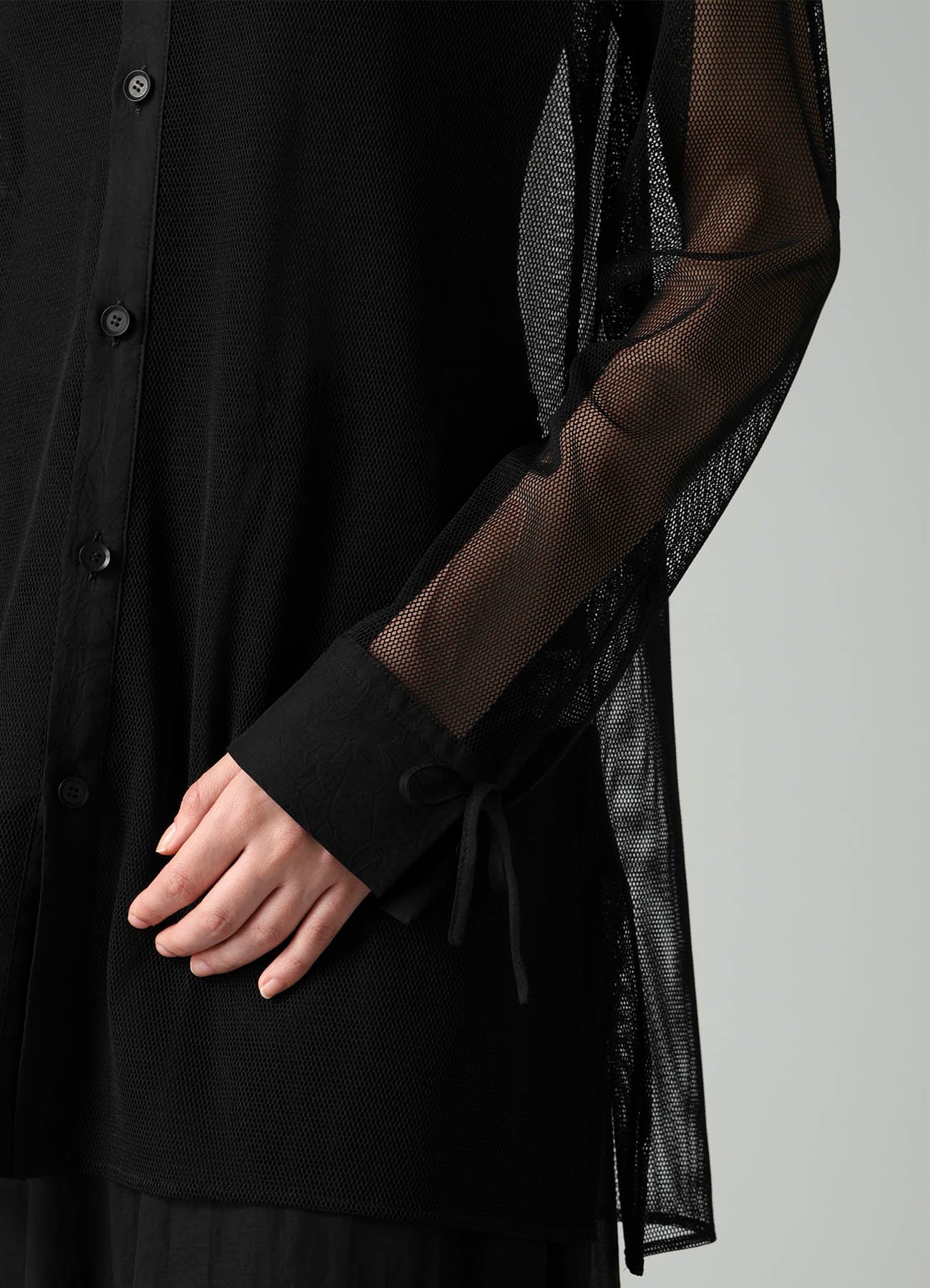 Pe/TULLE  STRING DETAIL SHIRT