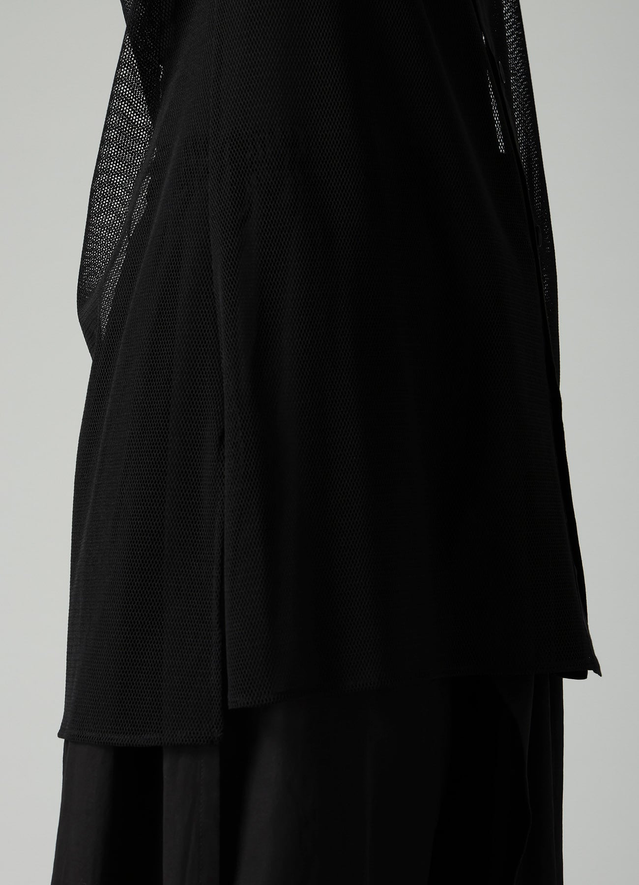 Pe/TULLE  STRING DETAIL SHIRT
