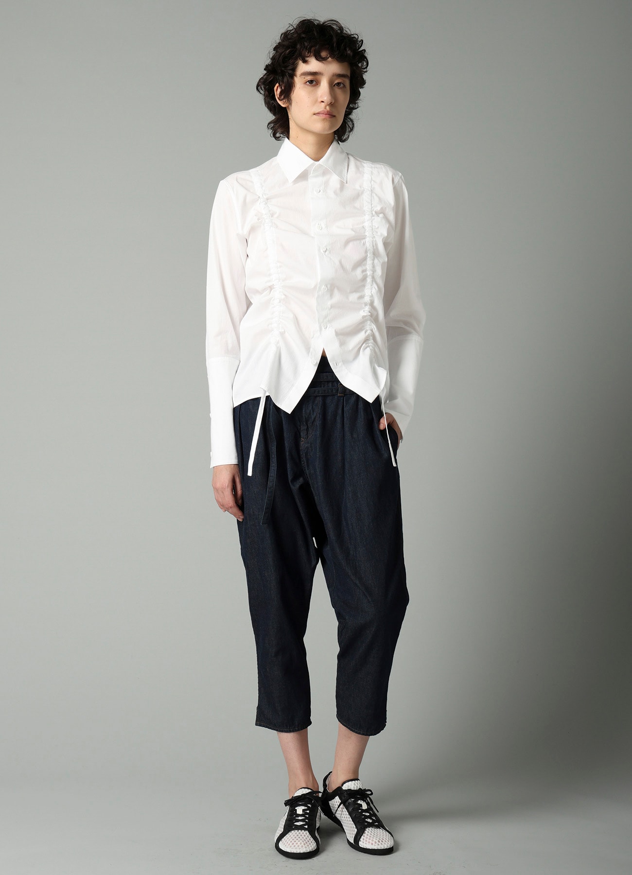 BROAD GATHER DETAIL SHIRT