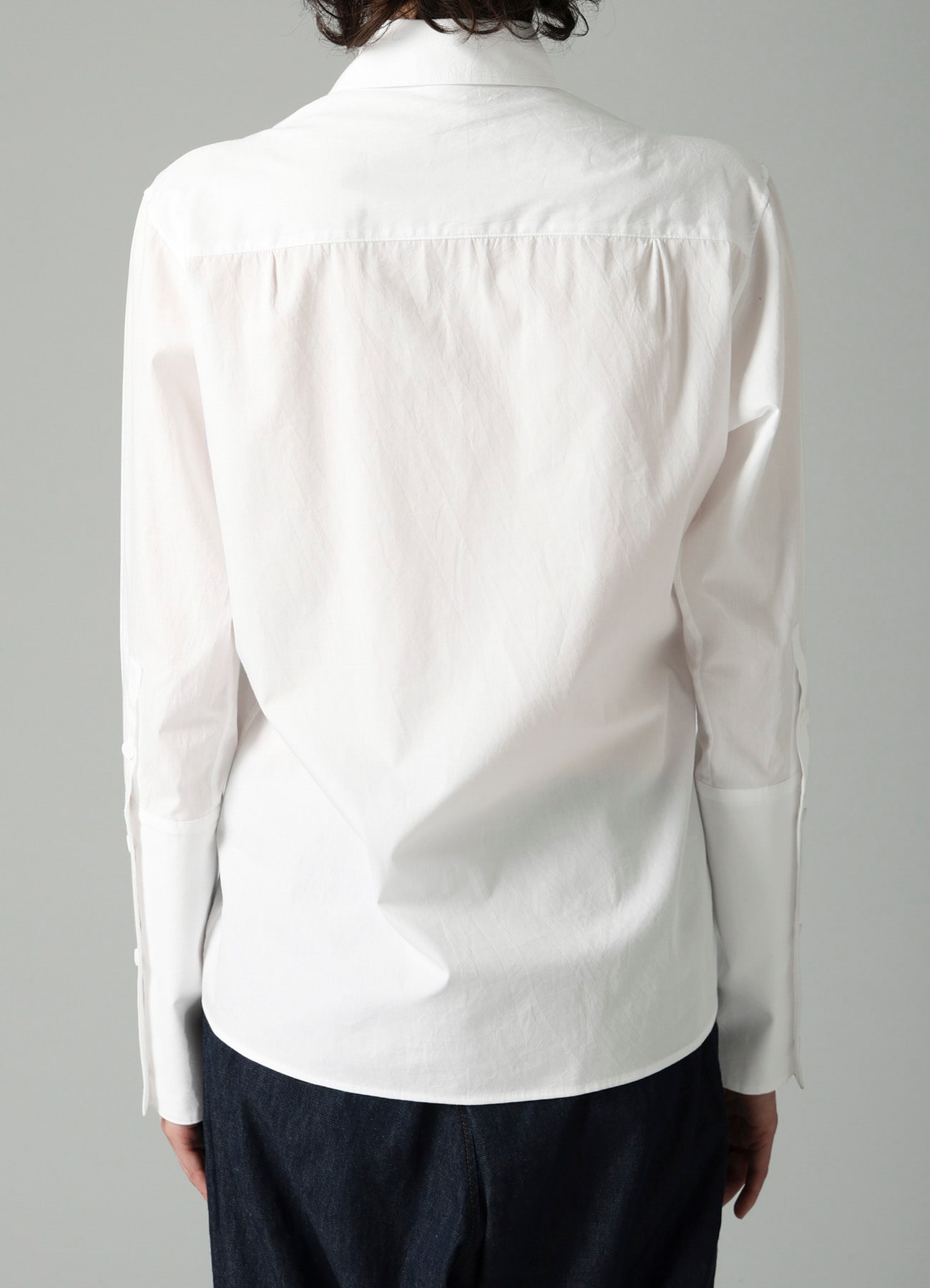 BROAD GATHER DETAIL SHIRT