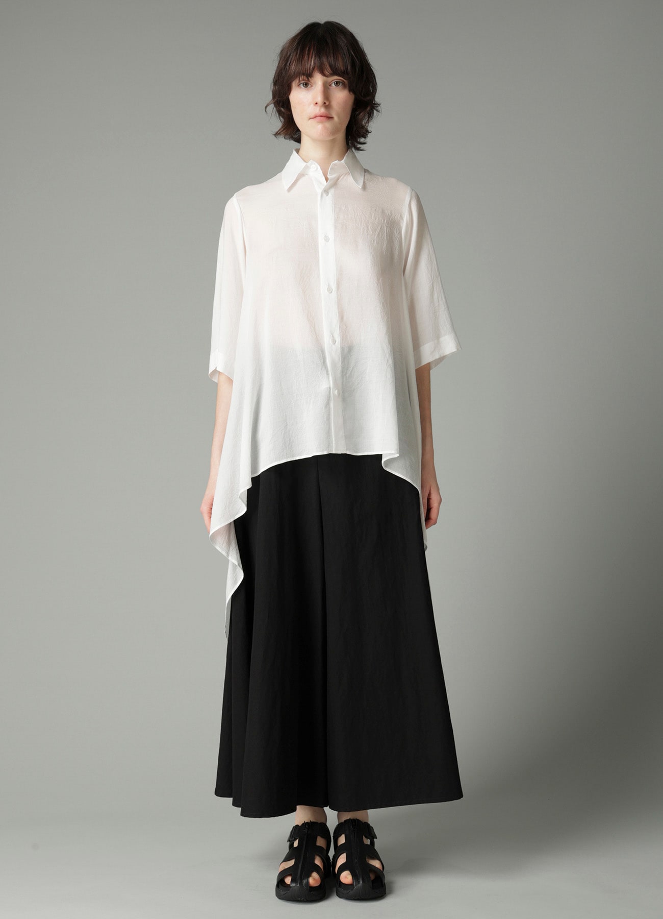 CELLULOSE LAWN FLOUNCE SHORT SLV BLOUSE