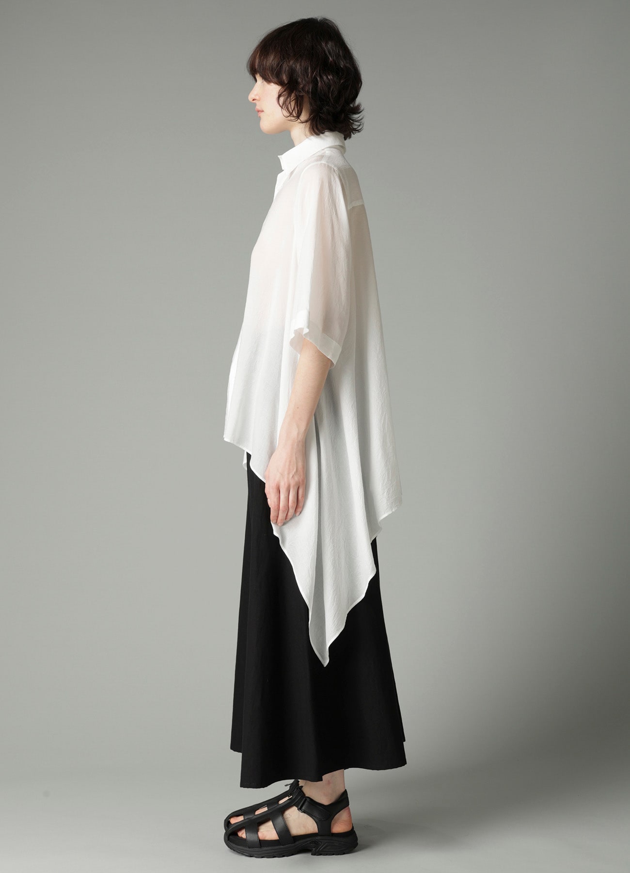 CELLULOSE LAWN FLOUNCE SHORT SLV BLOUSE